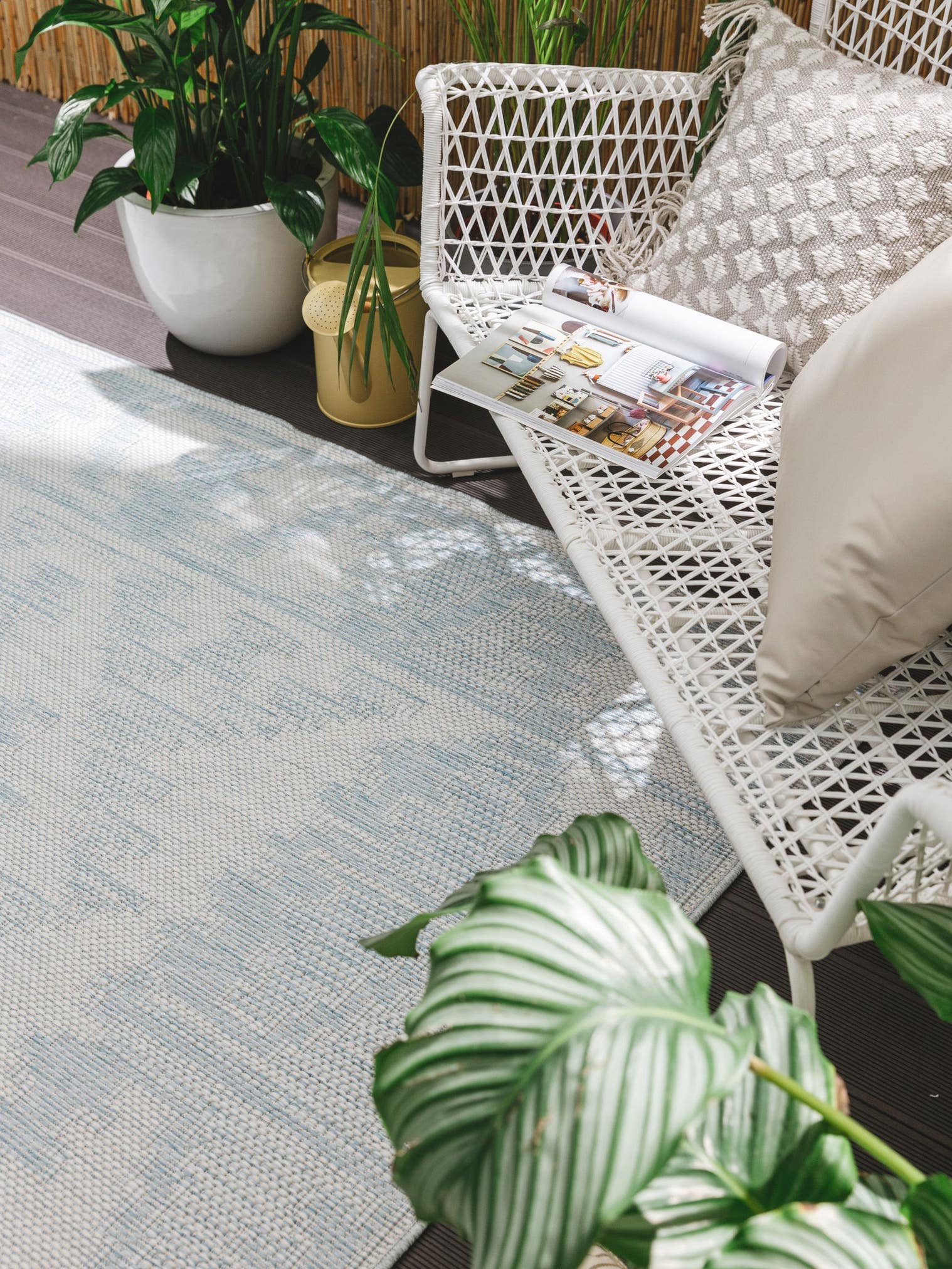 Teppich aus 100% Polypropylen in Blau mit bis 5 mm hohem Flor von benuta Nest