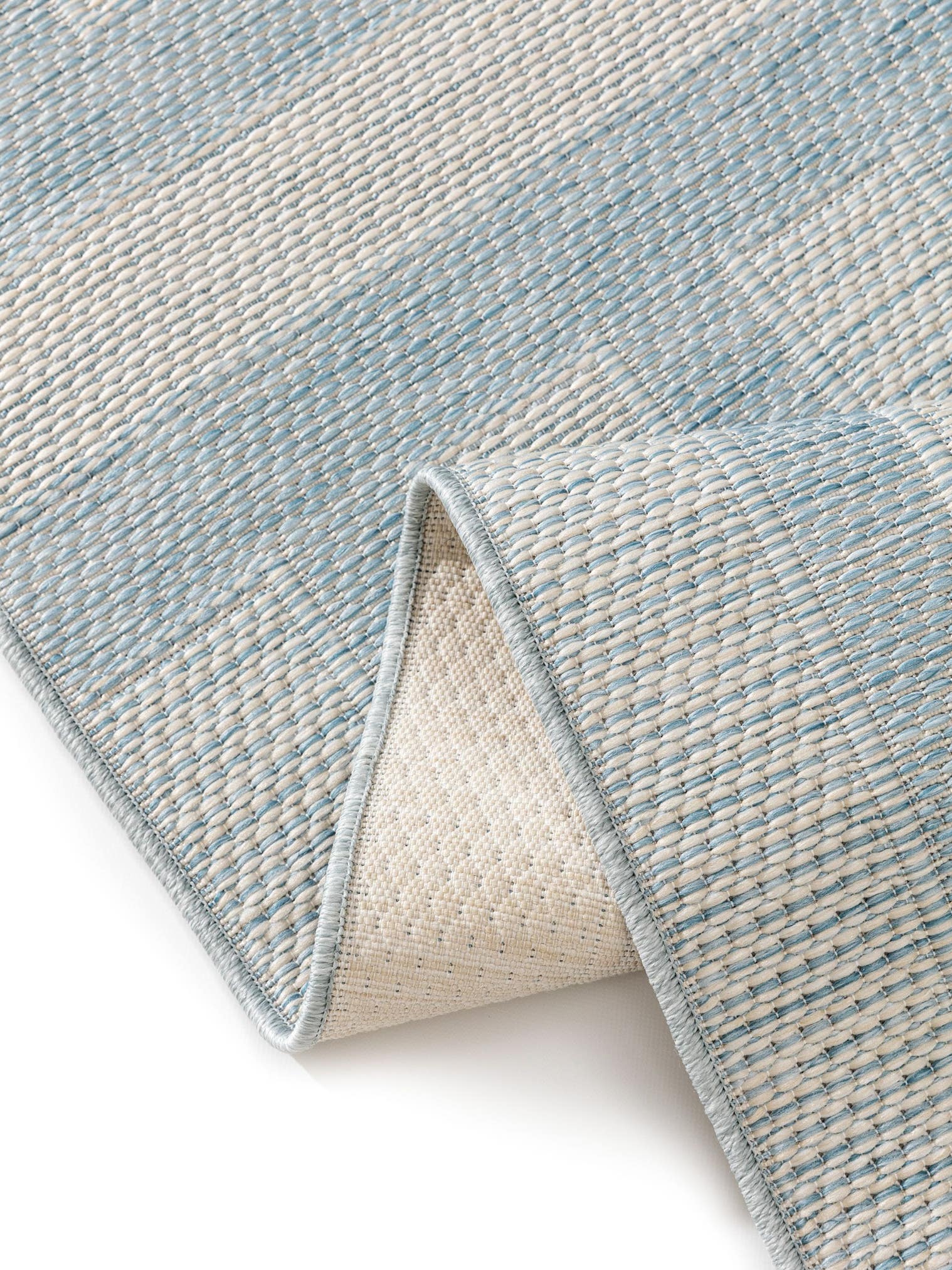 Rug made of 100% Polypropylene in Blue with a 1- 5 mm high pile by benuta Nest
