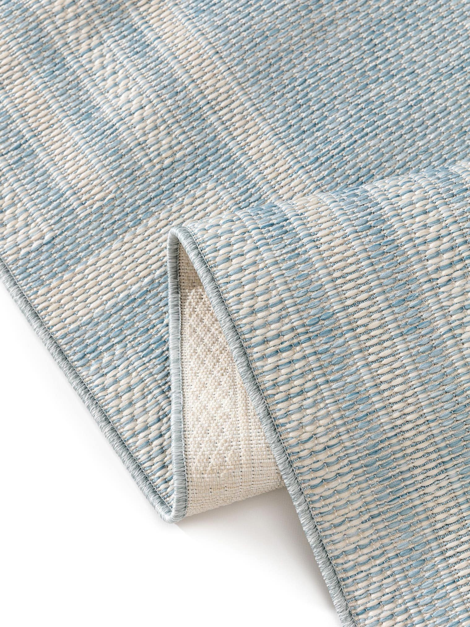 Rug made of 100% Polypropylene in Blue with a 1- 5 mm high pile by benuta Nest
