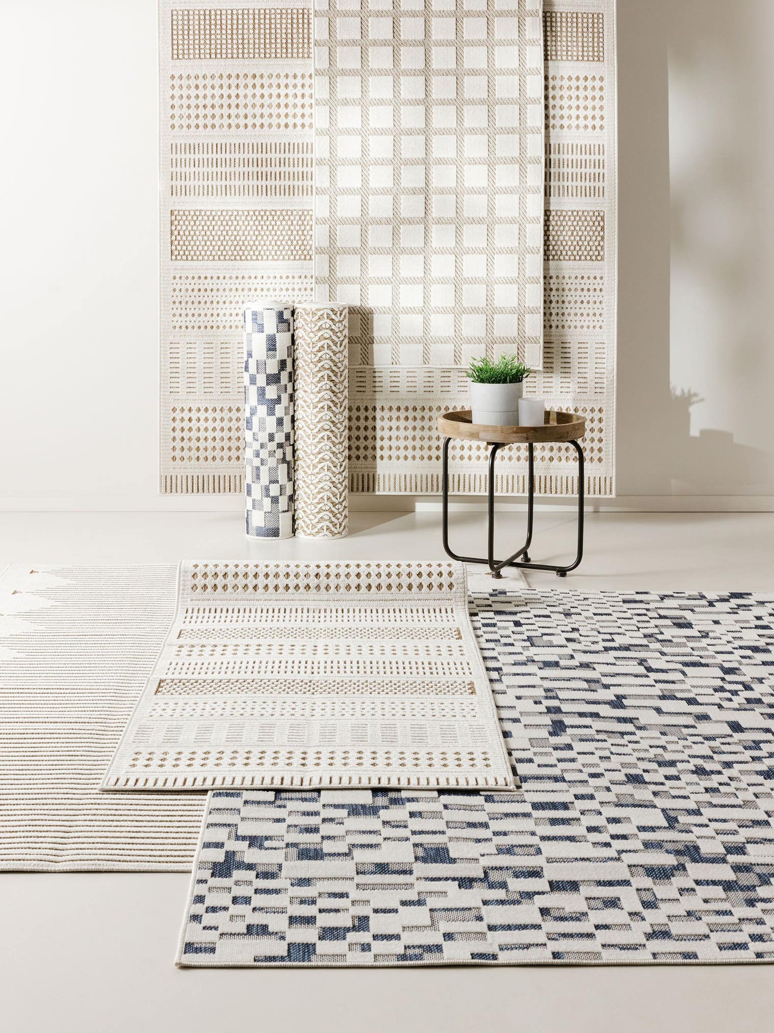 Teppich aus 100% Polypropylen in Blau mit bis 5 mm hohem Flor von benuta Basic
