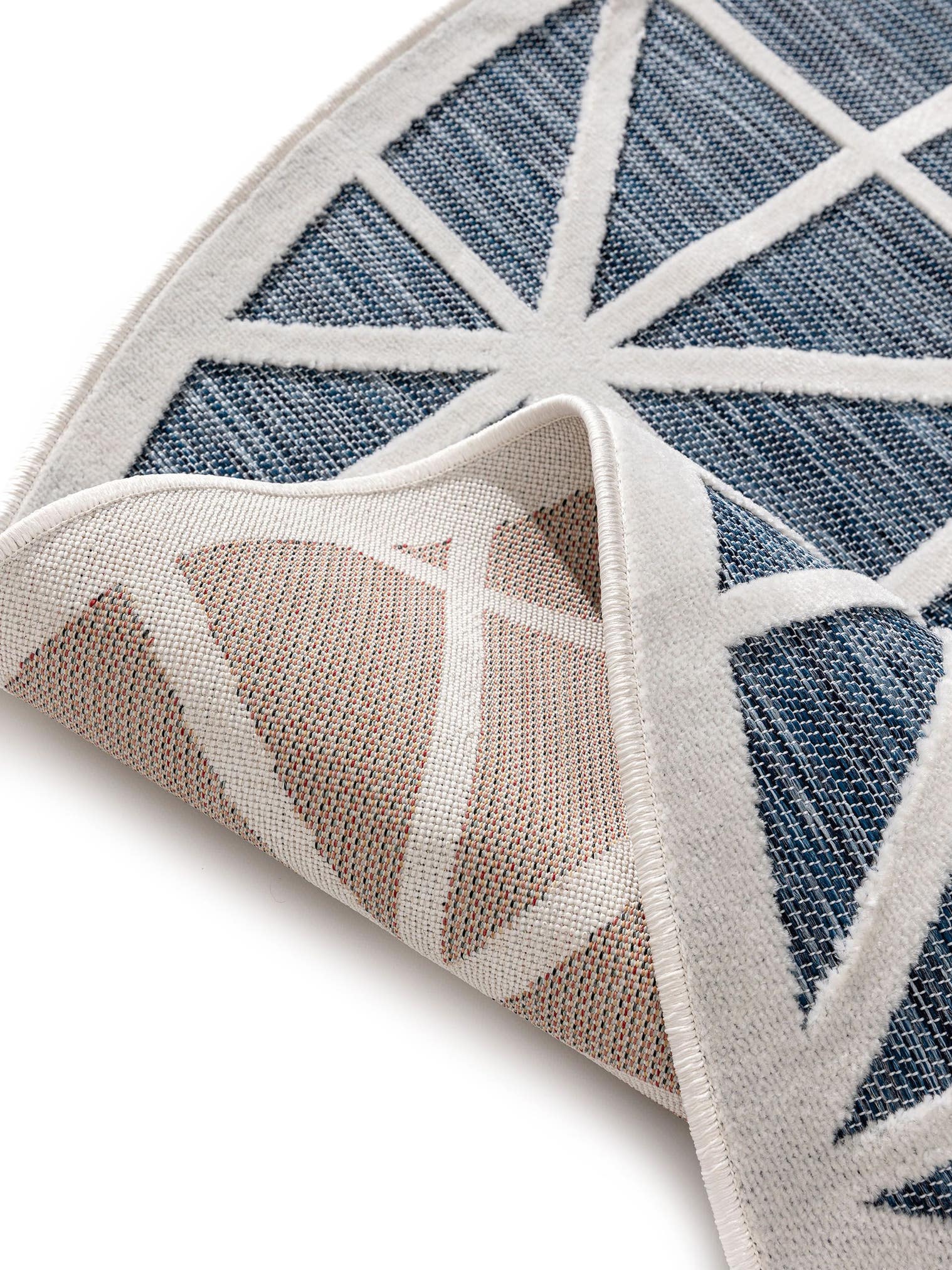 Tapis en 100% Polypropylène en Bleu avec une pile de 1- 5 mm de hauteur de benuta Pop