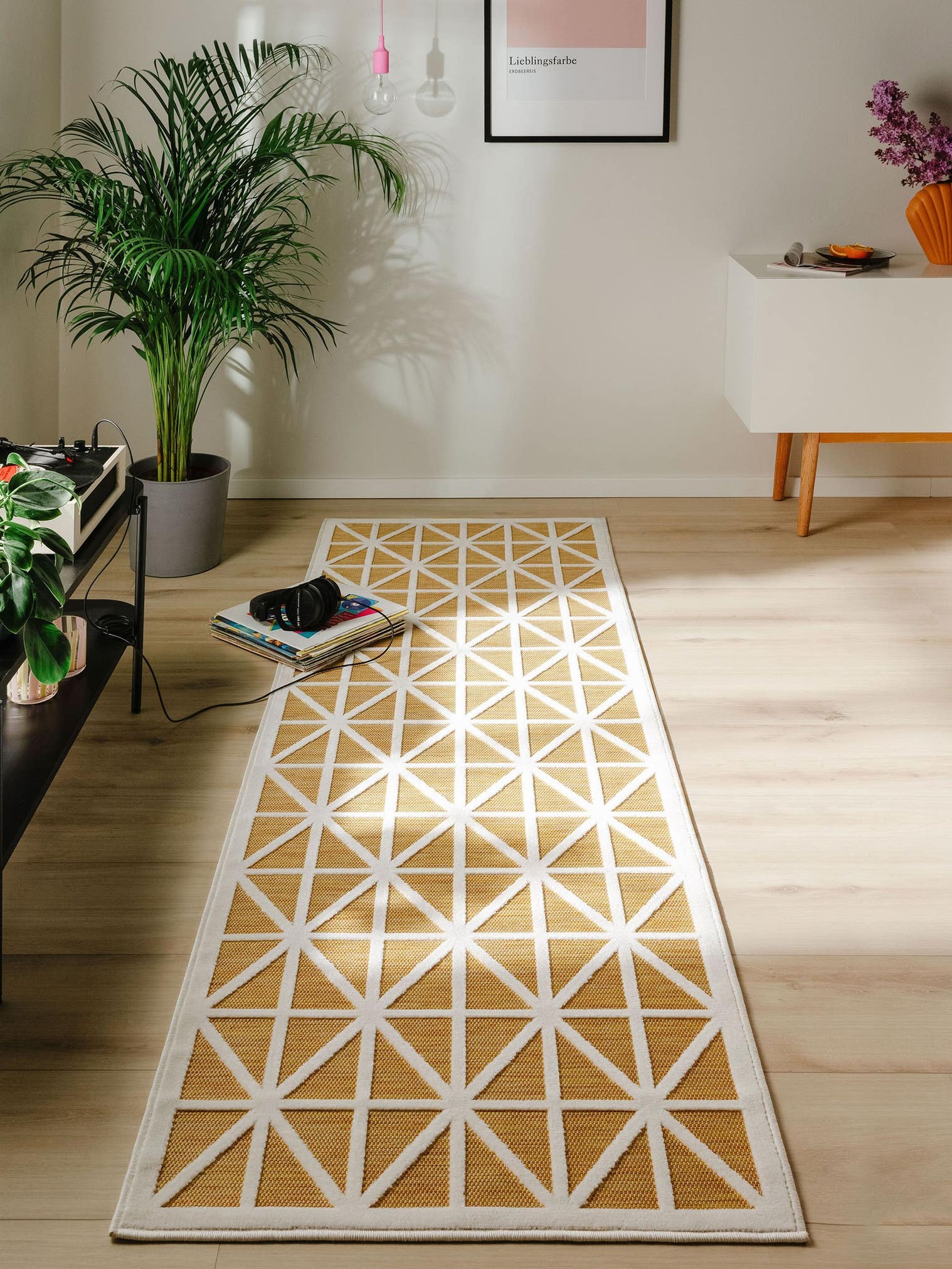 Teppich aus 100% Polypropylen in Gelb mit bis 5 mm hohem Flor von benuta Pop