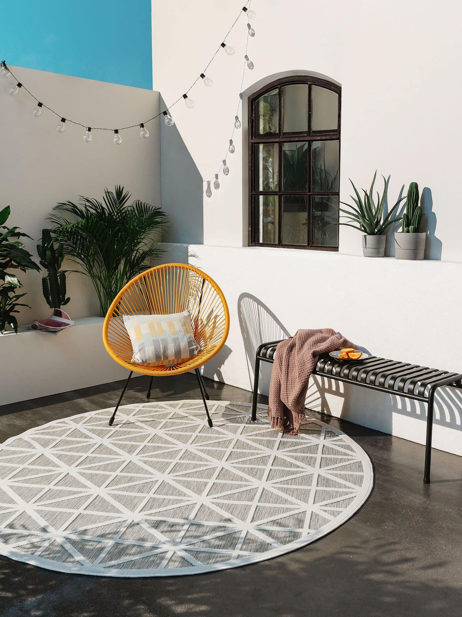 Teppich aus 100% Polypropylen in Grau mit bis 5 mm hohem Flor von benuta Pop