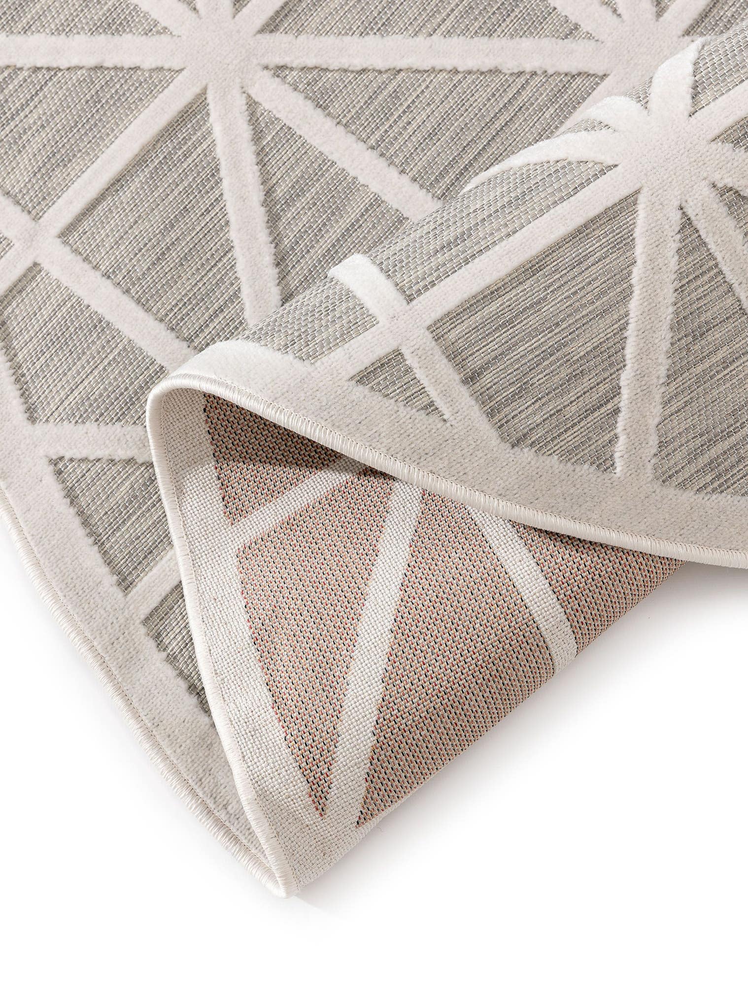 Teppich aus 100% Polypropylen in Grau mit bis 5 mm hohem Flor von benuta Pop