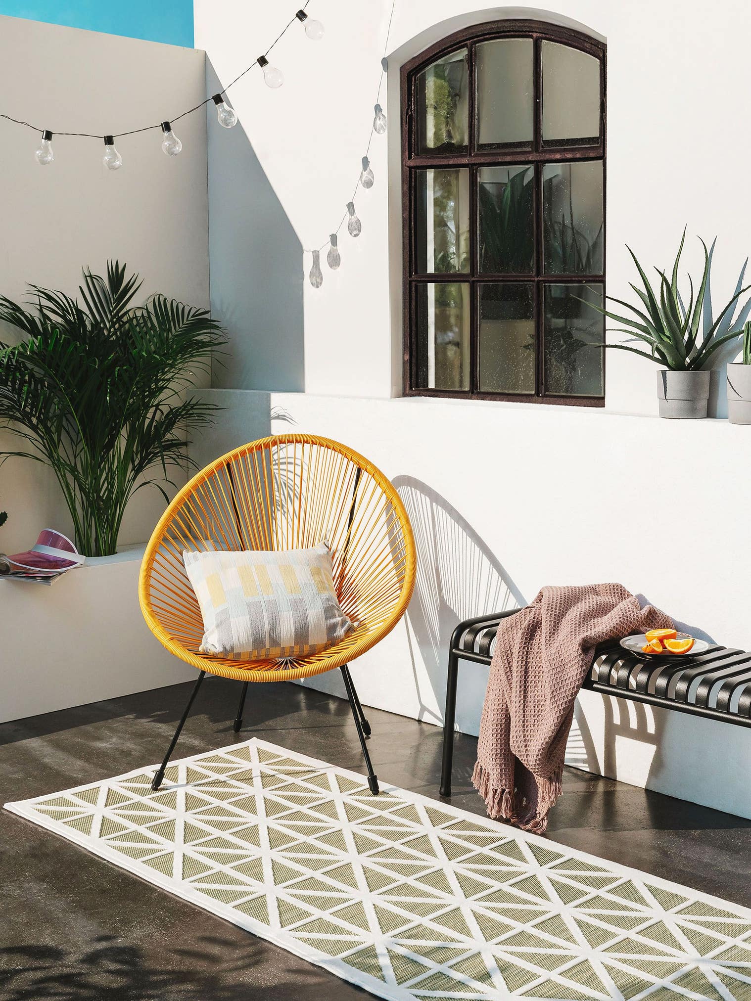 Teppich aus 100% Polypropylen in Grün mit bis 5 mm hohem Flor von benuta Pop