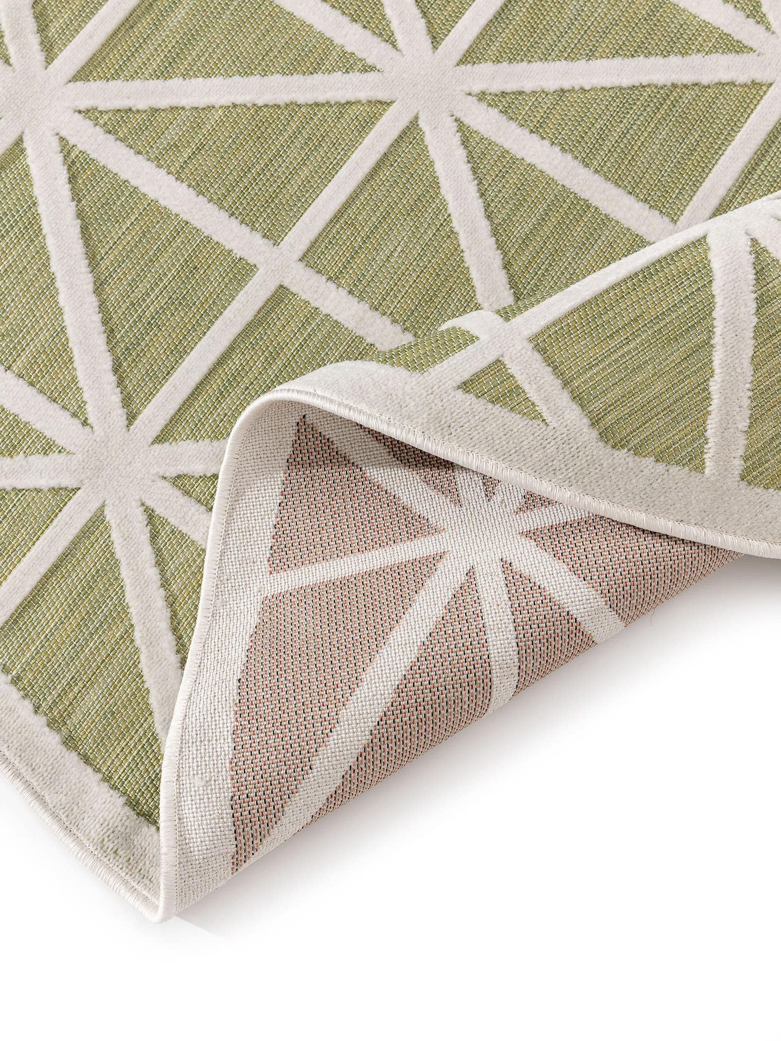Teppich aus 100% Polypropylen in Grün mit bis 5 mm hohem Flor von benuta Pop