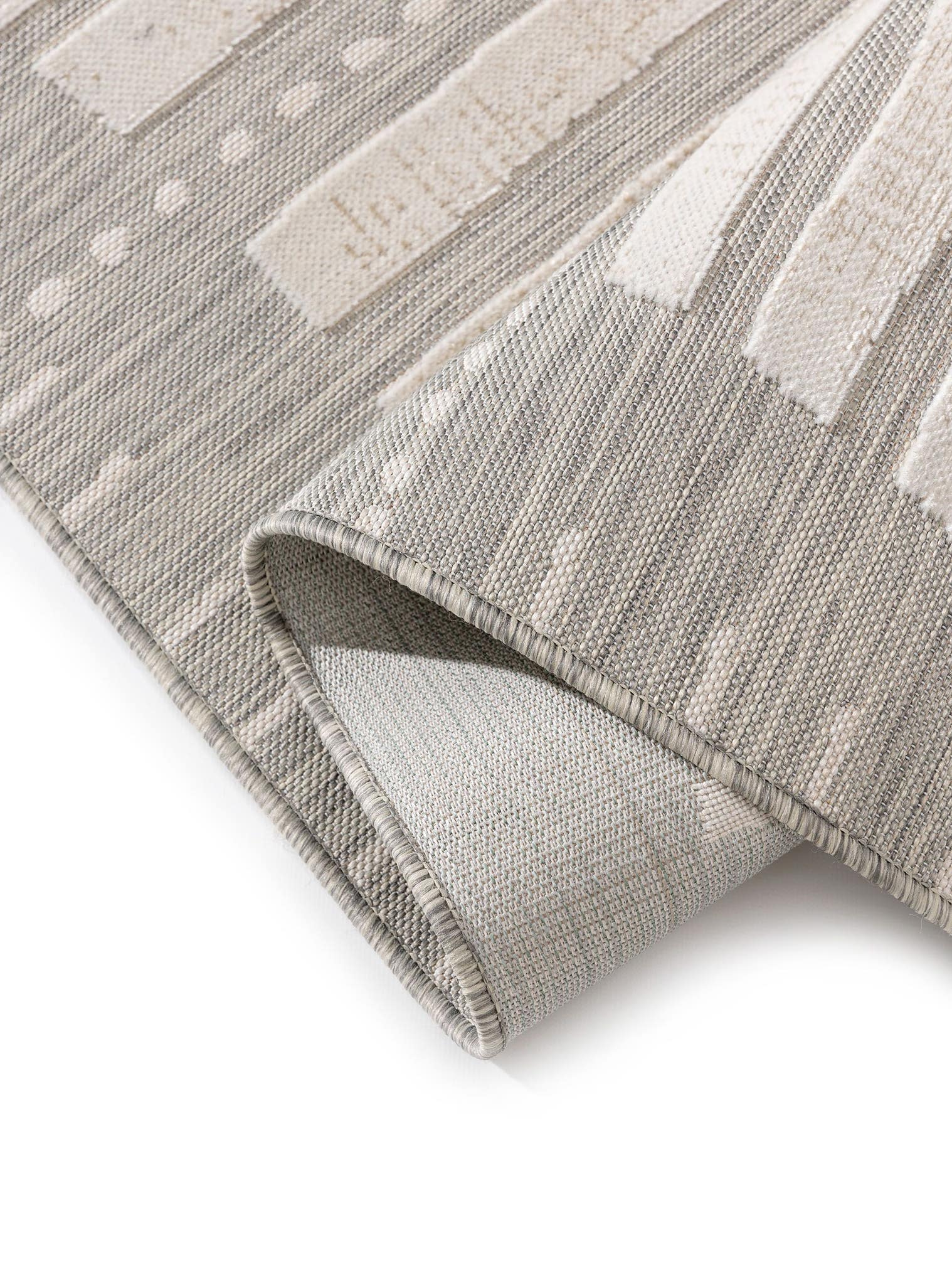 Rug made of 100% Polypropylene in Beige with a 1- 5 mm high pile by benuta Basic