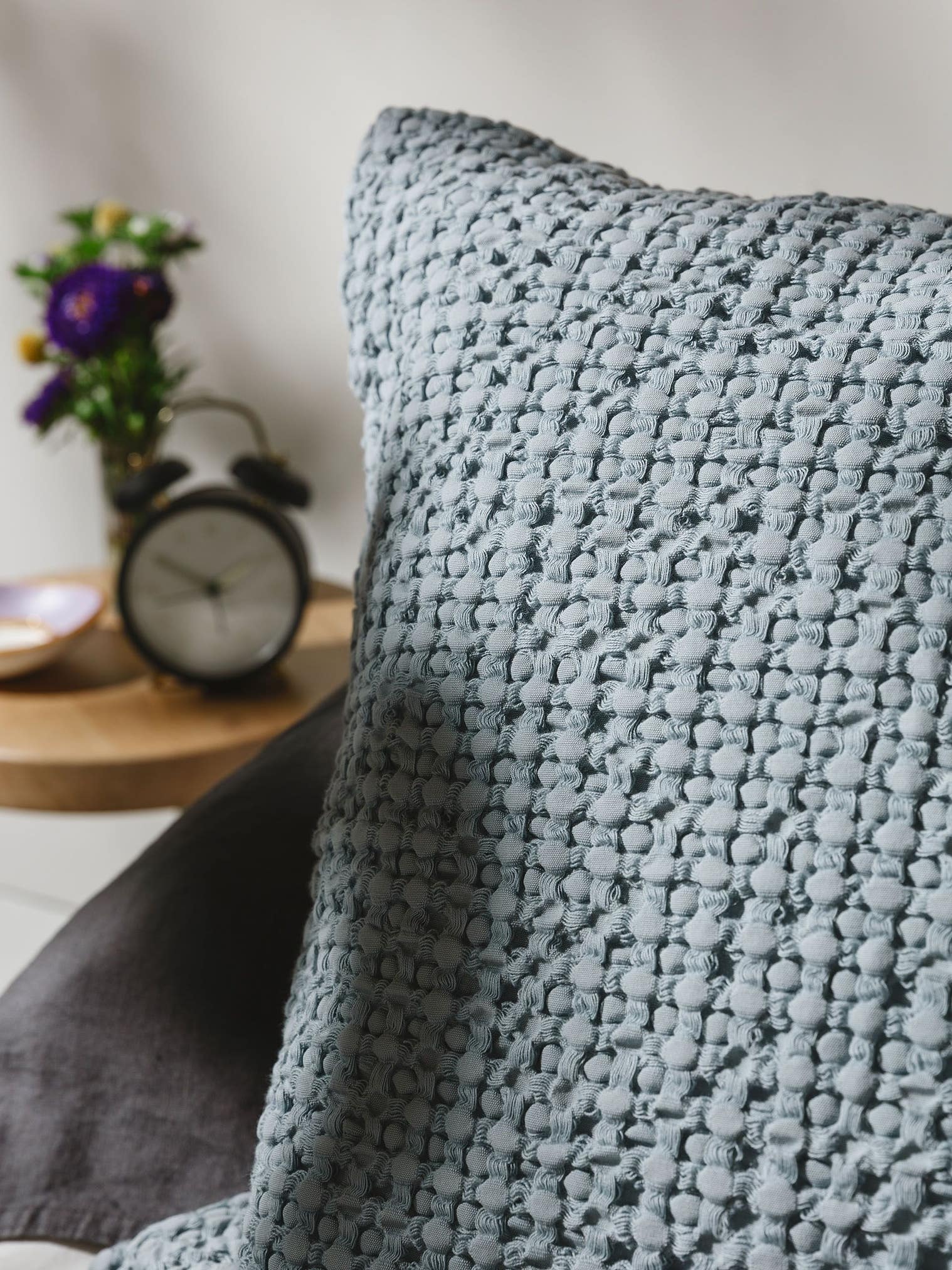Cushion Cover Cloe Blue/Grey in Relief design made of 100% Cotton by benuta Pop