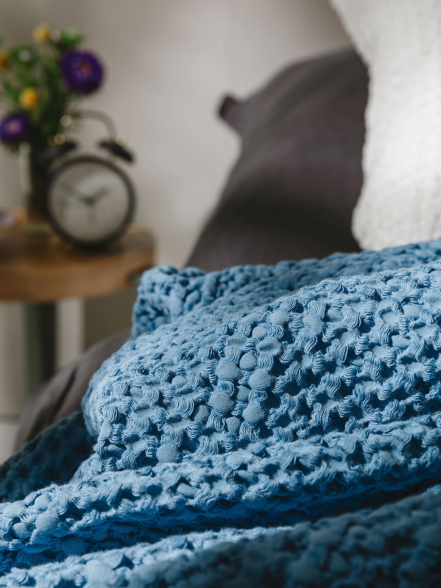 Plaid in cotone Cloe Azzuro in Relief-ontwerp van 100% Cotone door benuta
