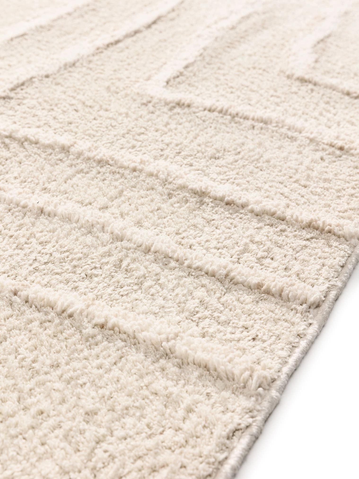 Tapis en 100% Polyester en Blanc avec une pile de 6 - 10 mm de hauteur de benuta Pop