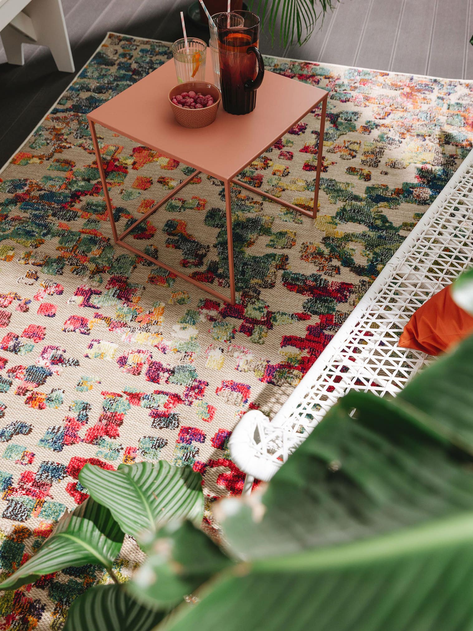 Teppich aus 100% Polypropylen in Multicolor mit 6 bis 10 mm hohem Flor von benuta Nest