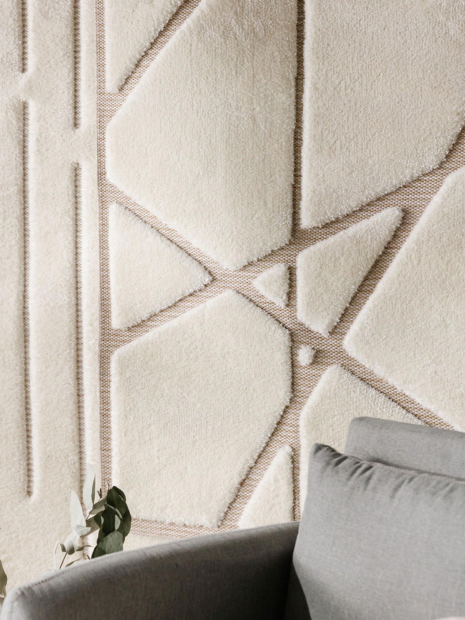 Teppich aus 63% Polyester, 37% Polypropylen in Weiß mit 11 bis 20 mm hohem Flor von benuta Basic
