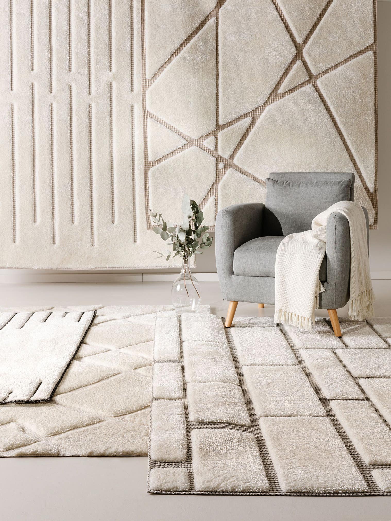Teppich aus 63% Polyester, 37% Polypropylen in Weiß mit 11 bis 20 mm hohem Flor von benuta Basic