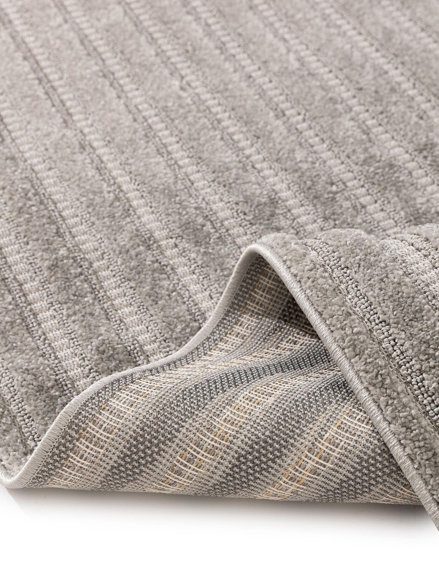 Rug made of 100% Polypropylene in Grey with a 11 - 20 mm high pile by benuta Basic