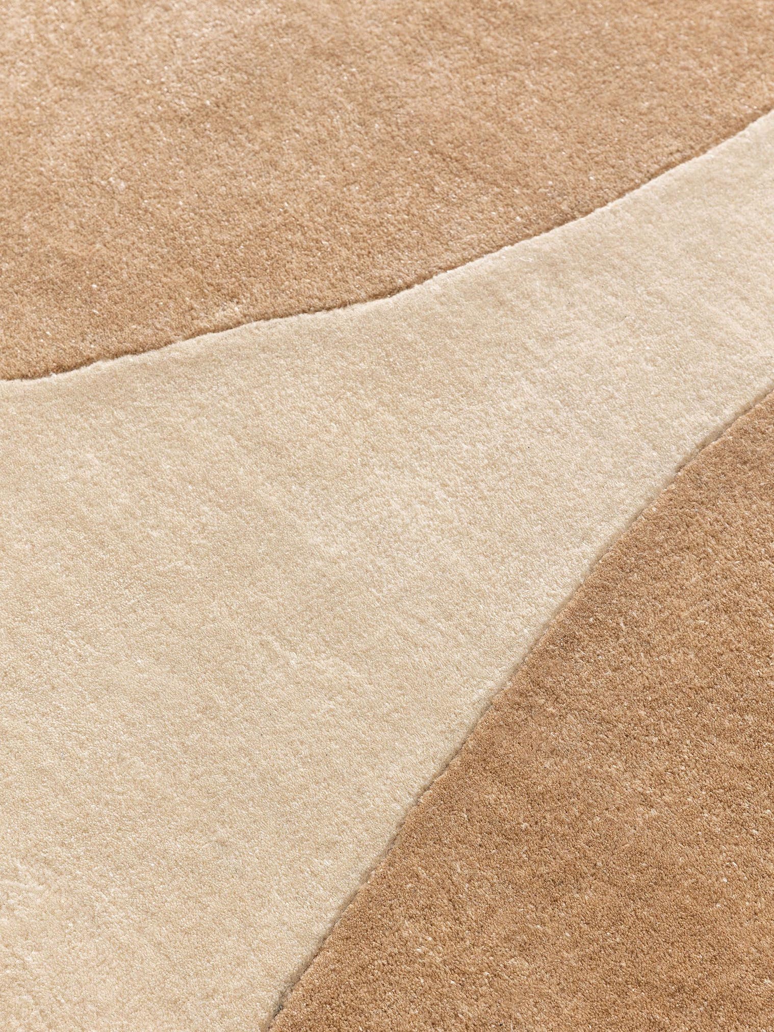 Tapis en 100% Polyester en Beige avec une pile de 6 - 10 mm de hauteur de benuta Pure