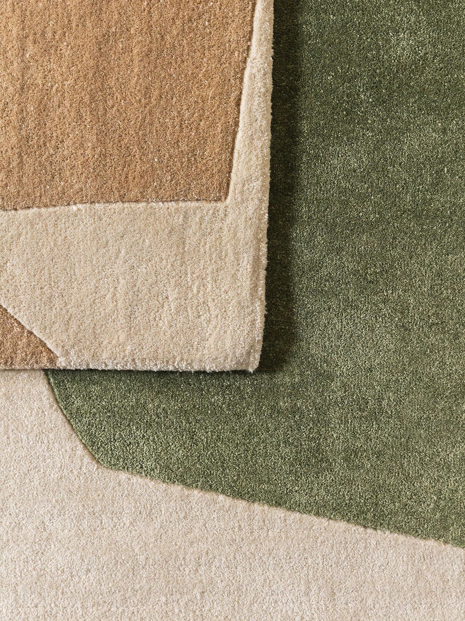 Tapis en 100% Polyester en Beige avec une pile de 6 - 10 mm de hauteur de benuta Pure