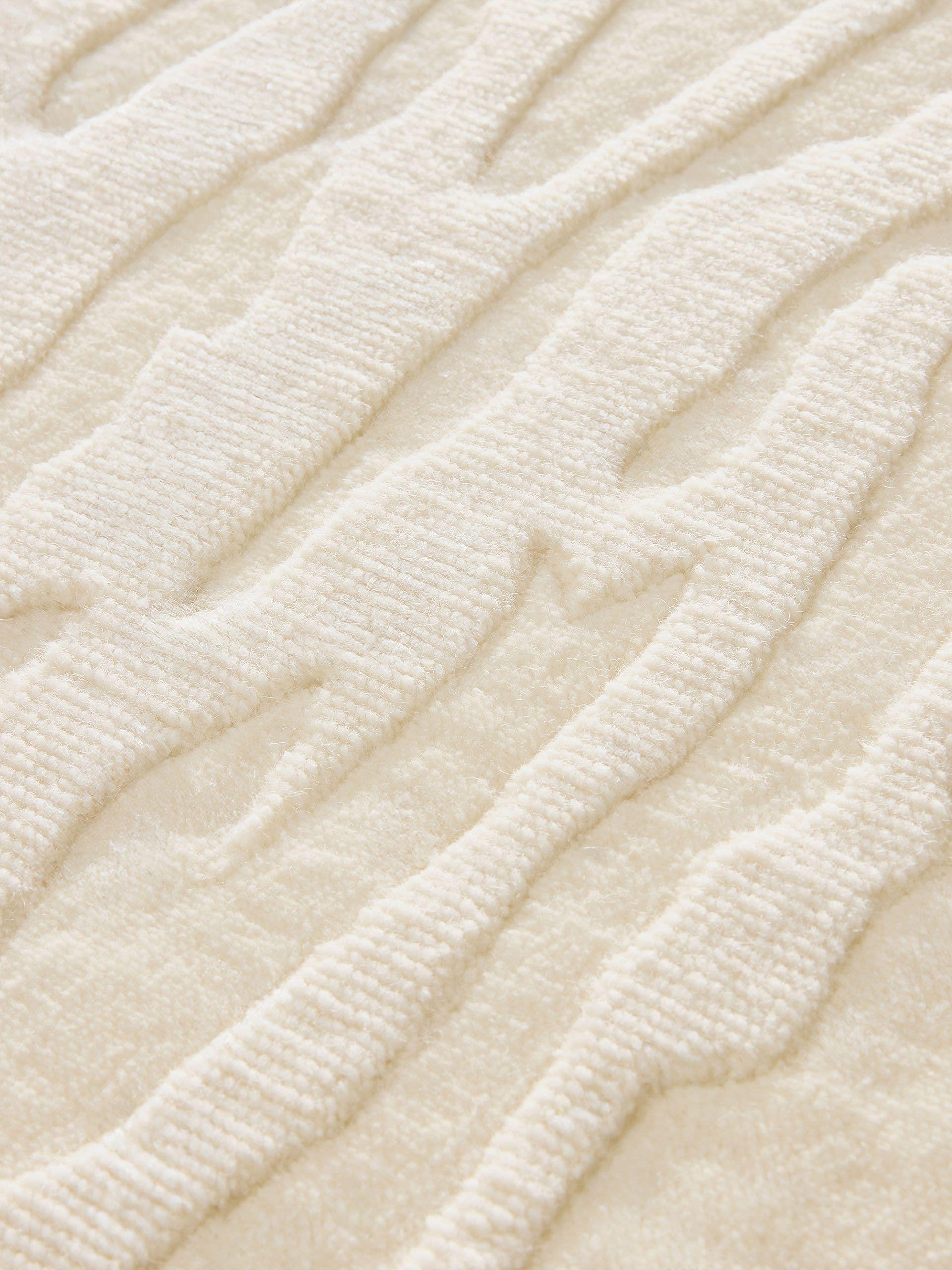 Matta av 100% Ull (från Nya Zeeland) i Beige med 11 - 20 mm hög lugg från benuta Finest