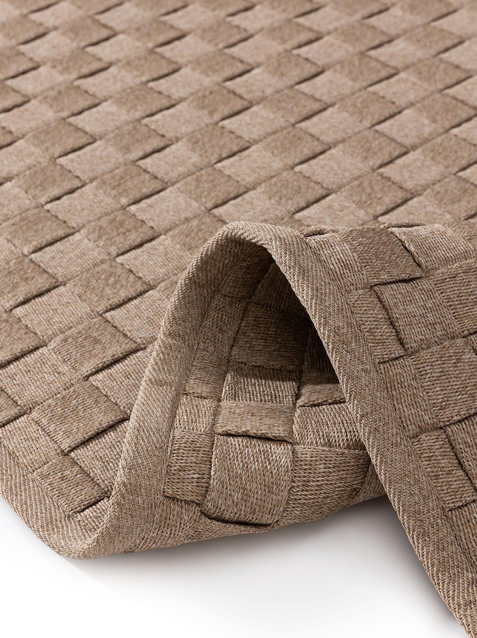 Teppich aus 100% Polypropylen in Beige mit bis 5 mm hohem Flor von benuta Finest