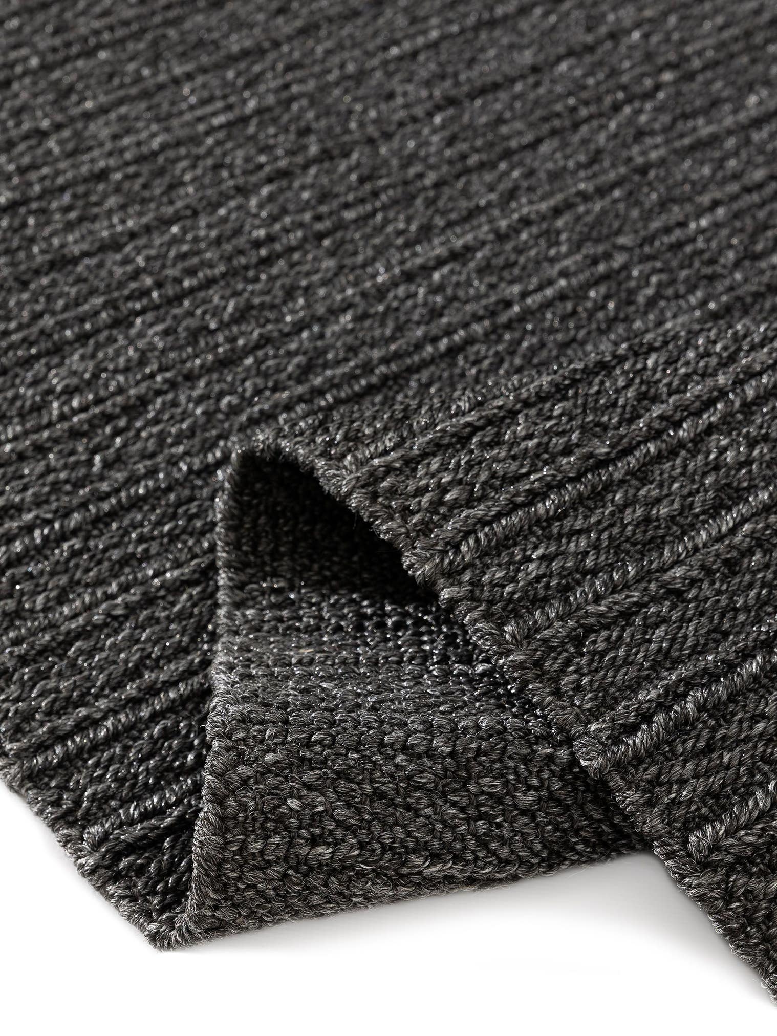 Teppich aus 100% Polypropylen in Grau mit bis 5 mm hohem Flor von benuta Finest