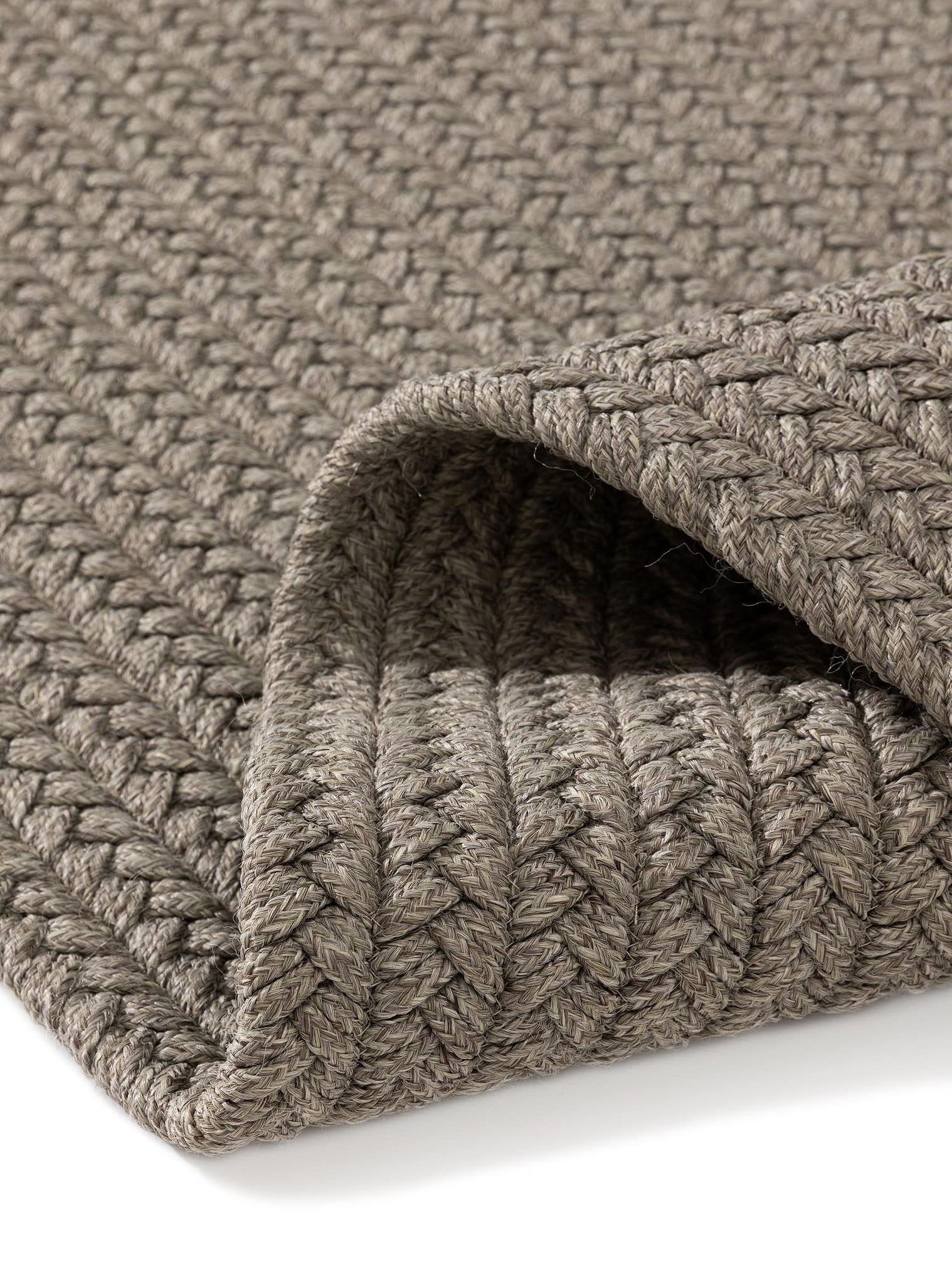 Tapis en 50% Polyester, 50% Polypropylène en Gris avec une pile de 1- 5 mm de hauteur de benuta Finest