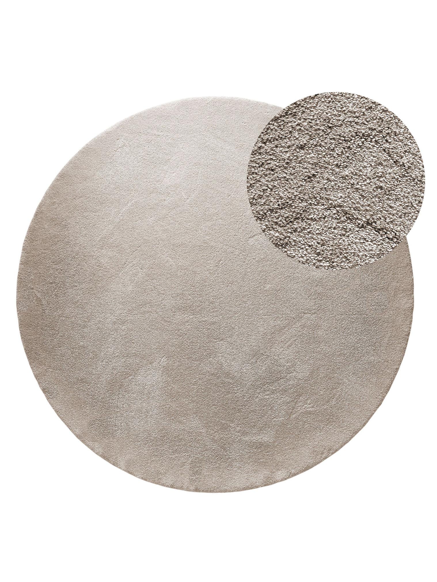 Teppich aus 100% Polypropylen in Beige mit 11 bis 20 mm hohem Flor von benuta Nest