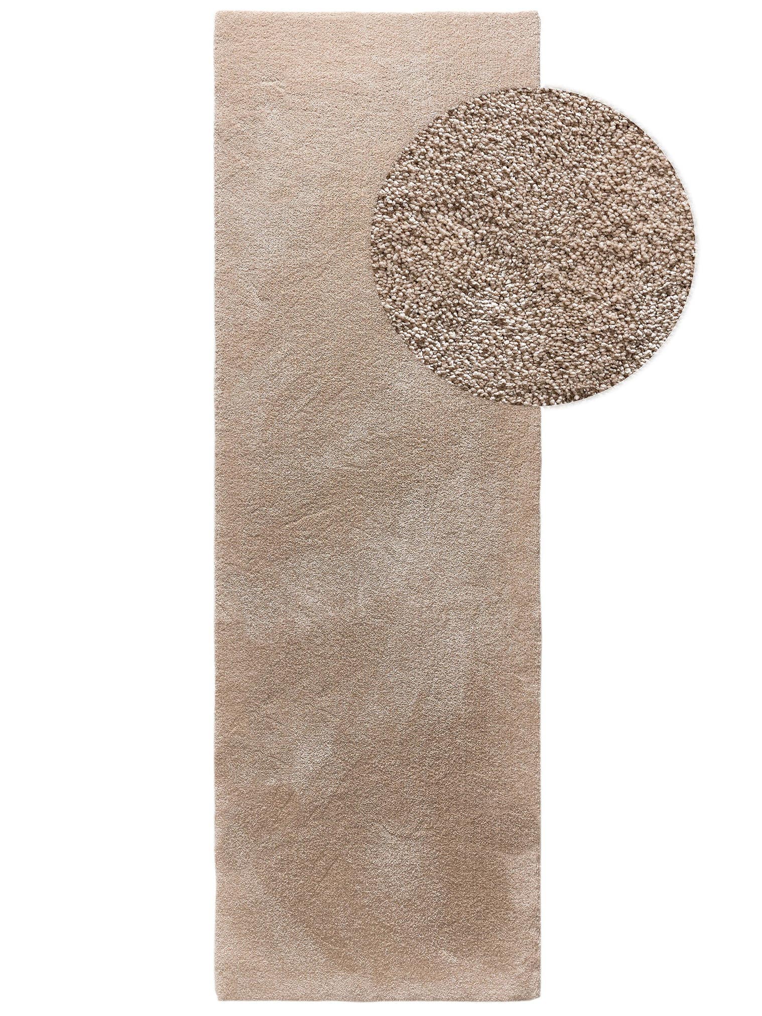 Teppich aus 100% Polypropylen in Beige mit 11 bis 20 mm hohem Flor von benuta Nest
