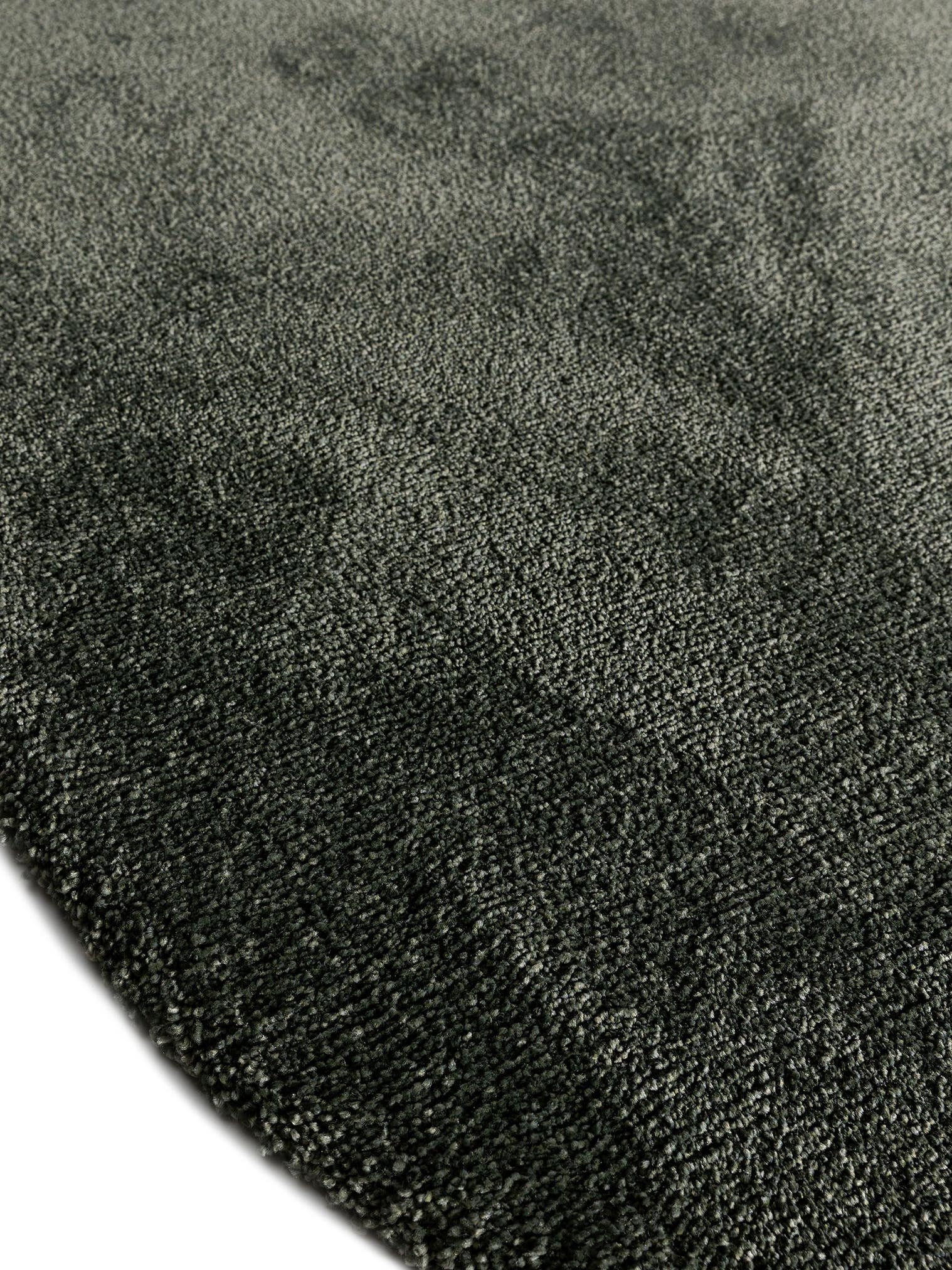 Teppich aus 100% Polypropylen in Grün mit 11 bis 20 mm hohem Flor von benuta Nest