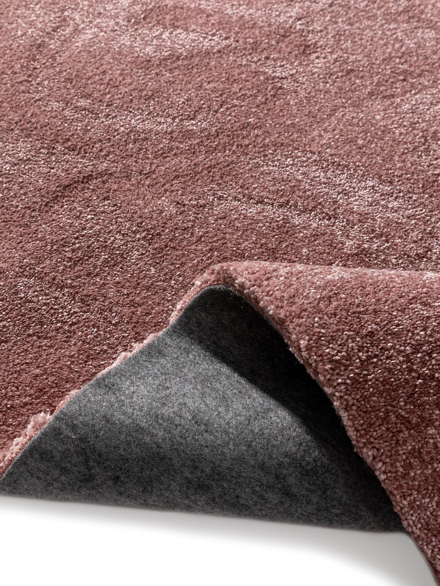 Teppich aus 100% Polypropylen in Rosa mit 11 bis 20 mm hohem Flor von benuta Nest