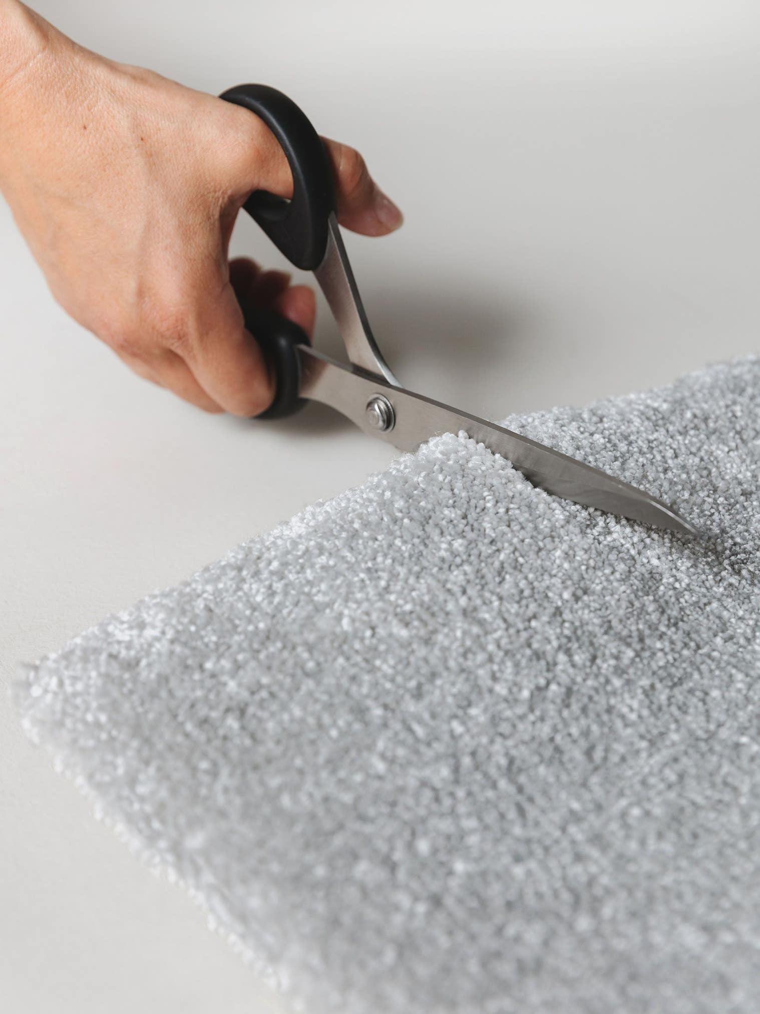 Teppich aus 100% Polypropylen in Grau mit 11 bis 20 mm hohem Flor von benuta Nest