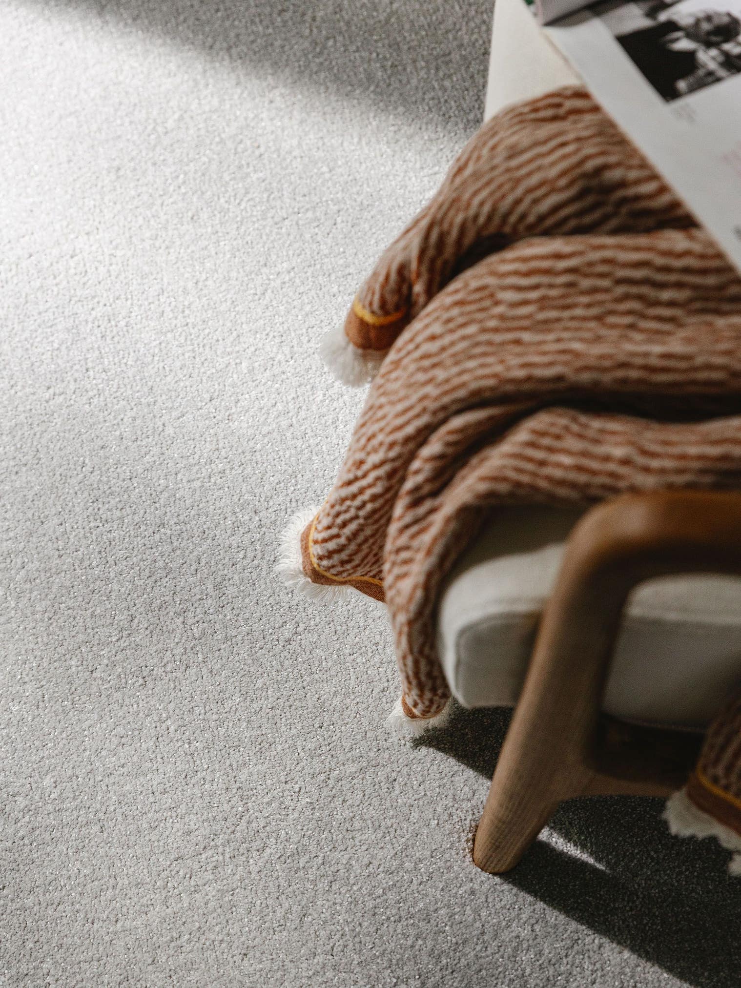 Teppich aus 100% Polypropylen in Grau mit 11 bis 20 mm hohem Flor von benuta Nest