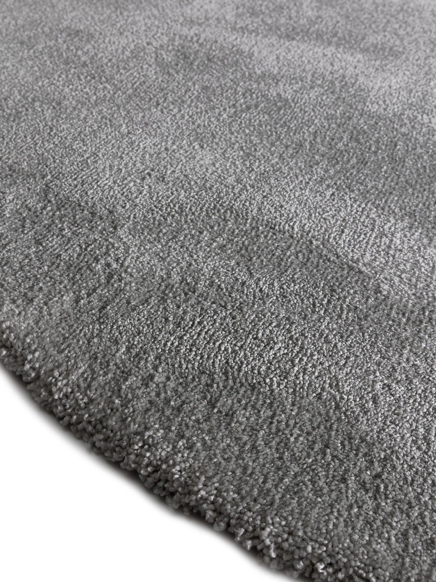 Teppich aus 100% Polypropylen in Grau mit 11 bis 20 mm hohem Flor von benuta Nest