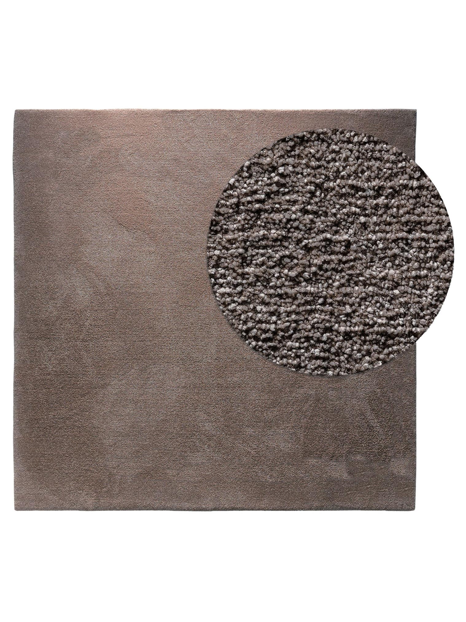 Teppich aus 100% Polypropylen in Taupe mit 11 bis 20 mm hohem Flor von benuta Nest