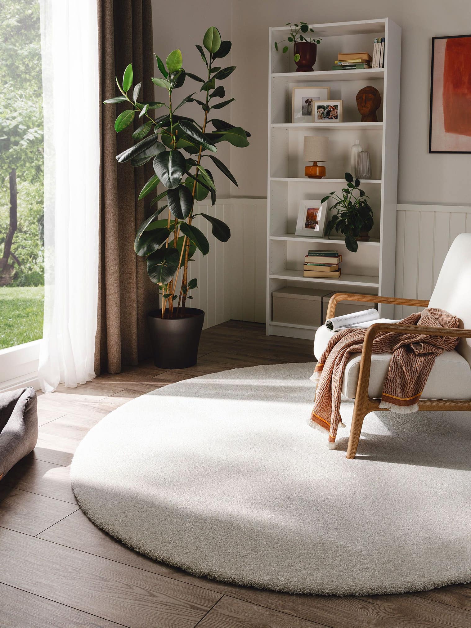 Rug made of 100% Polypropylene in White with a 11 - 20 mm high pile by benuta Nest