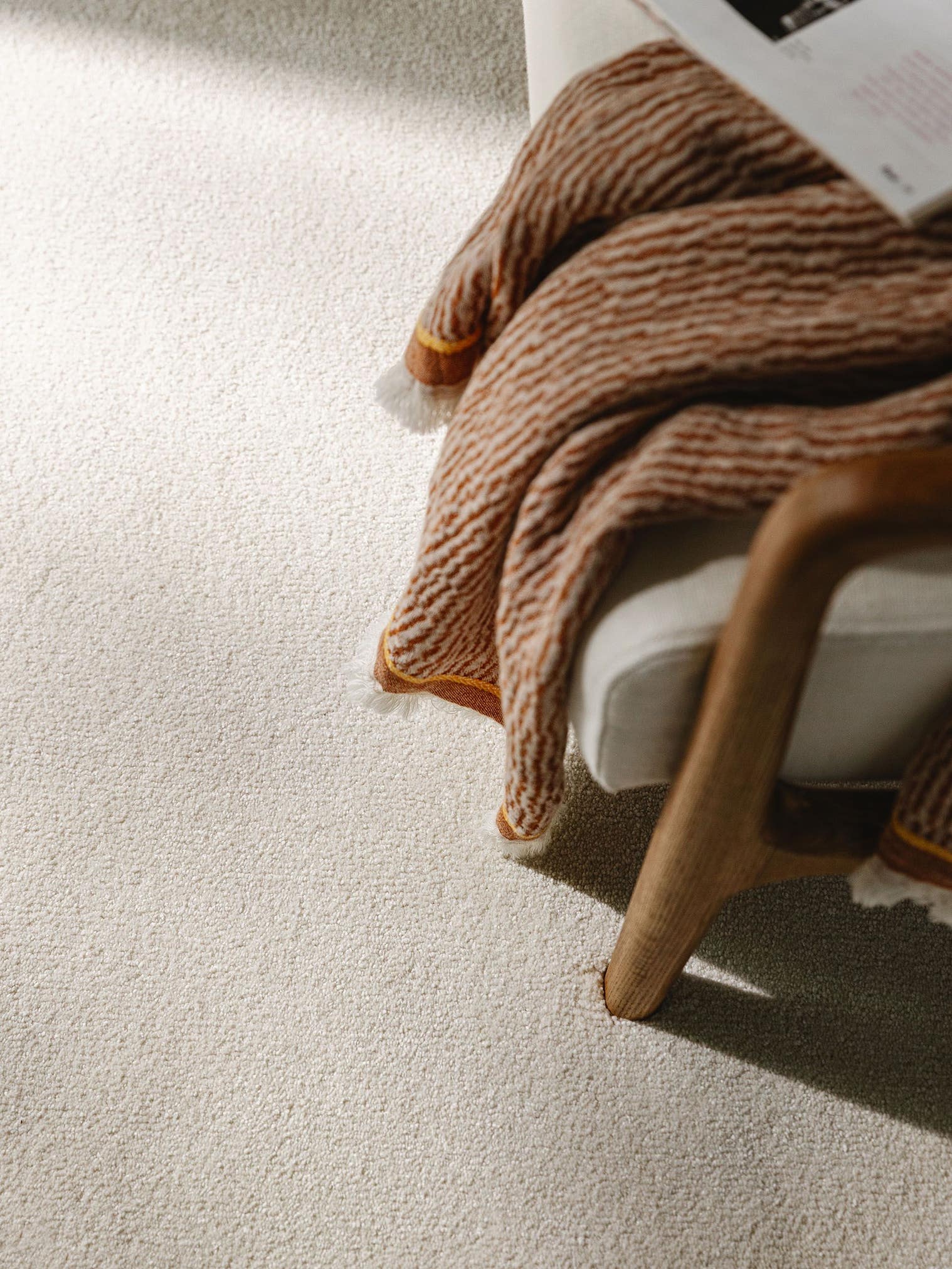 Rug made of 100% Polypropylene in White with a 11 - 20 mm high pile by benuta Nest