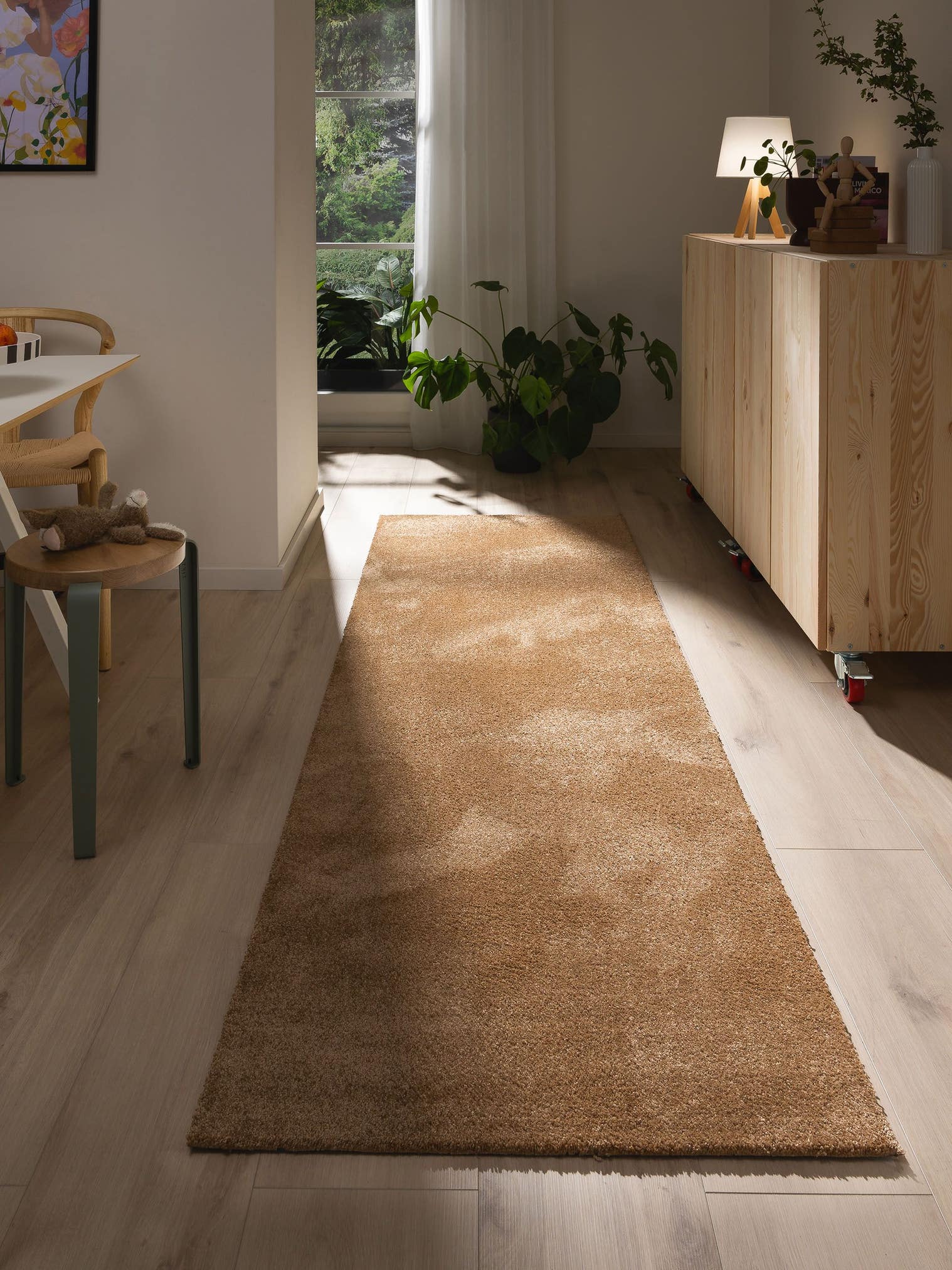 Teppich aus 100% Polyester (30% recycled) in Beige mit 11 bis 20 mm hohem Flor von benuta Nest
