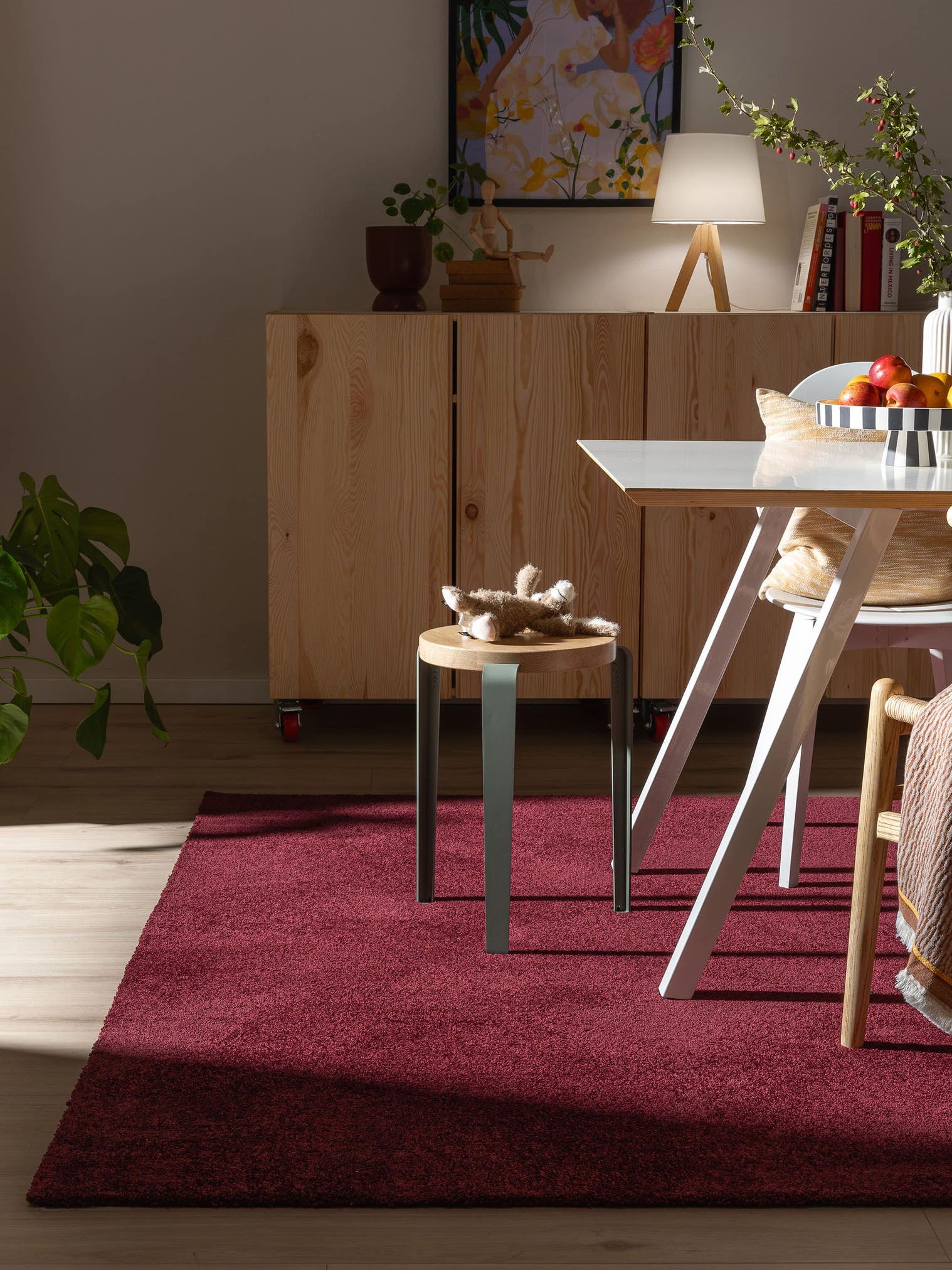 Rug made of 100% polyester (30% recycled) in Red with a 11 - 20 mm high pile by benuta Nest