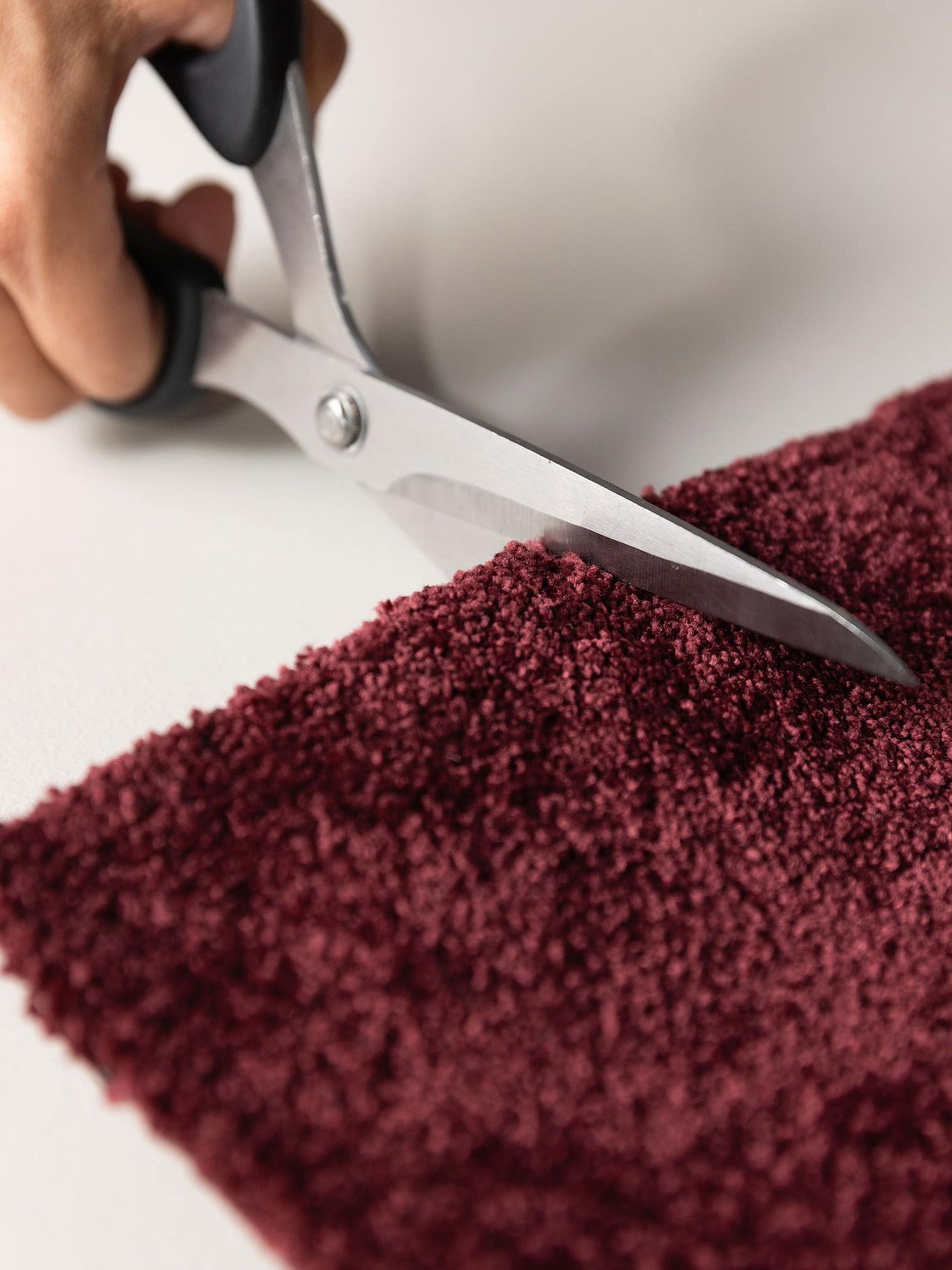 Rug made of 100% polyester (30% recycled) in Red with a 11 - 20 mm high pile by benuta Nest
