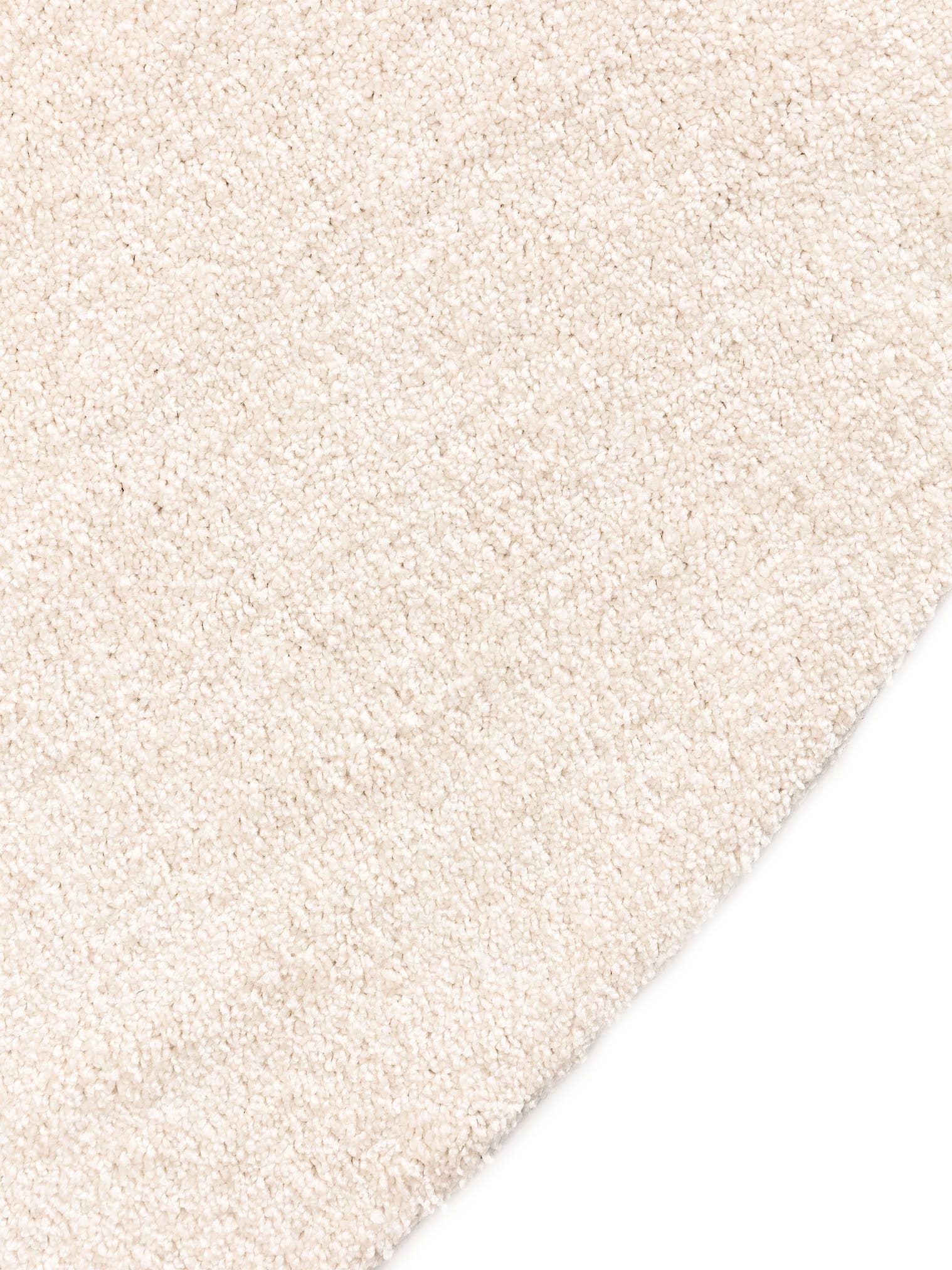 Matta av 100% Polyester (30% återvunnen) i Vit med 11 - 20 mm hög lugg från benuta Nest