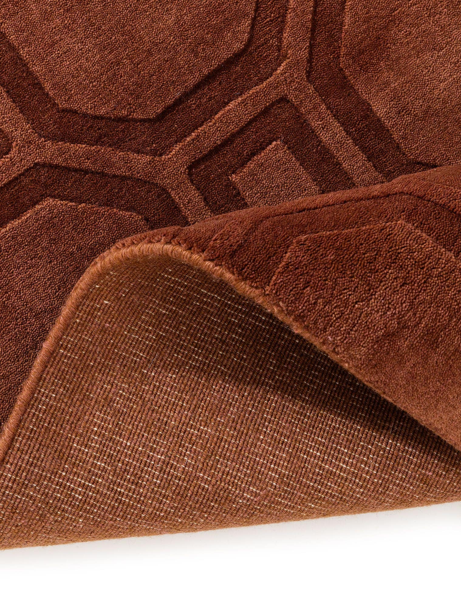 Teppich aus 50% Wolle, 50% Viskose in Braun mit 11 bis 20 mm hohem Flor von benuta Finest