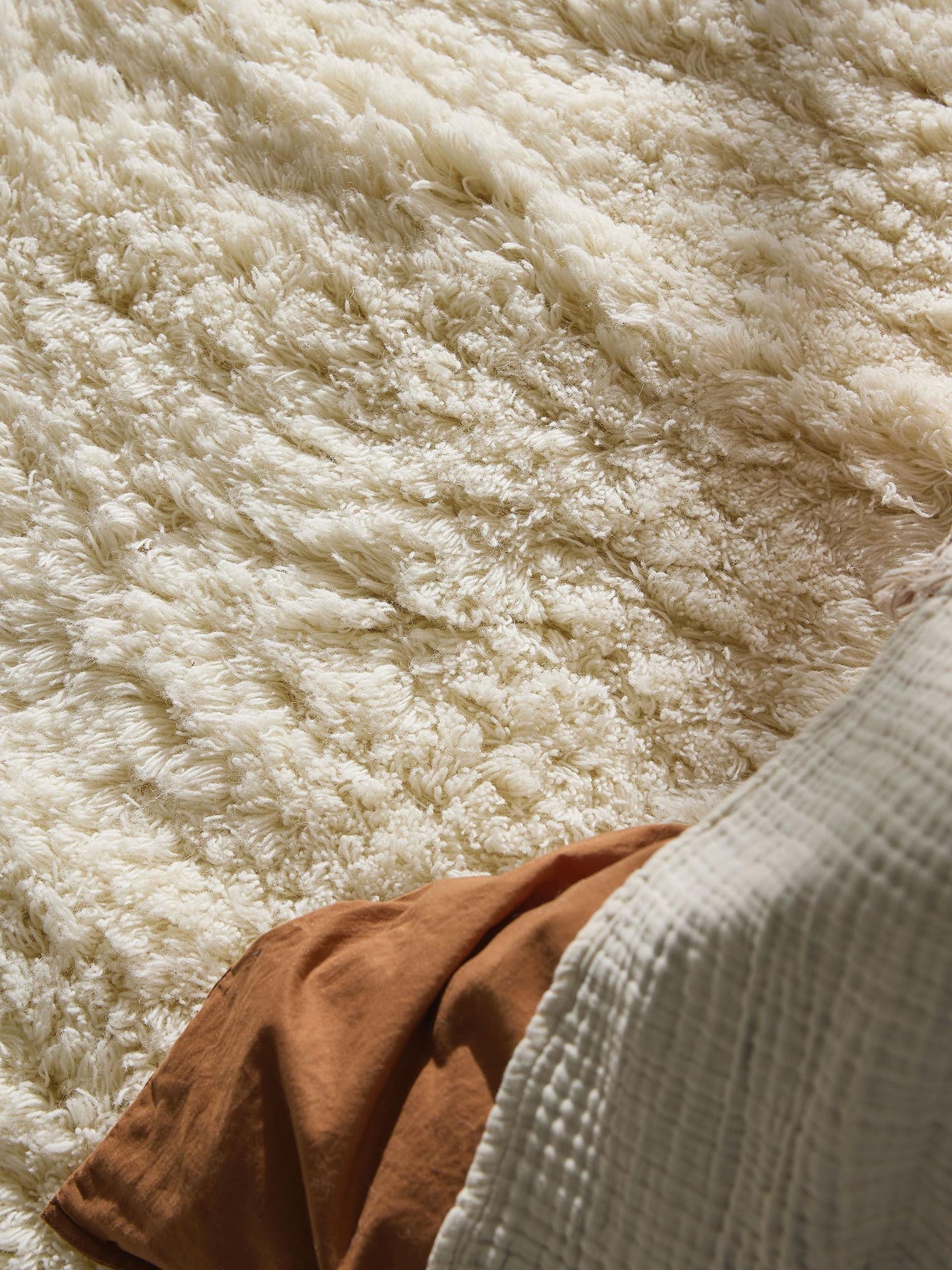 Alfombra de 100% Lana en Beige con un pelo de {{Placeholder_Pile Height}} de altura de benuta Pure