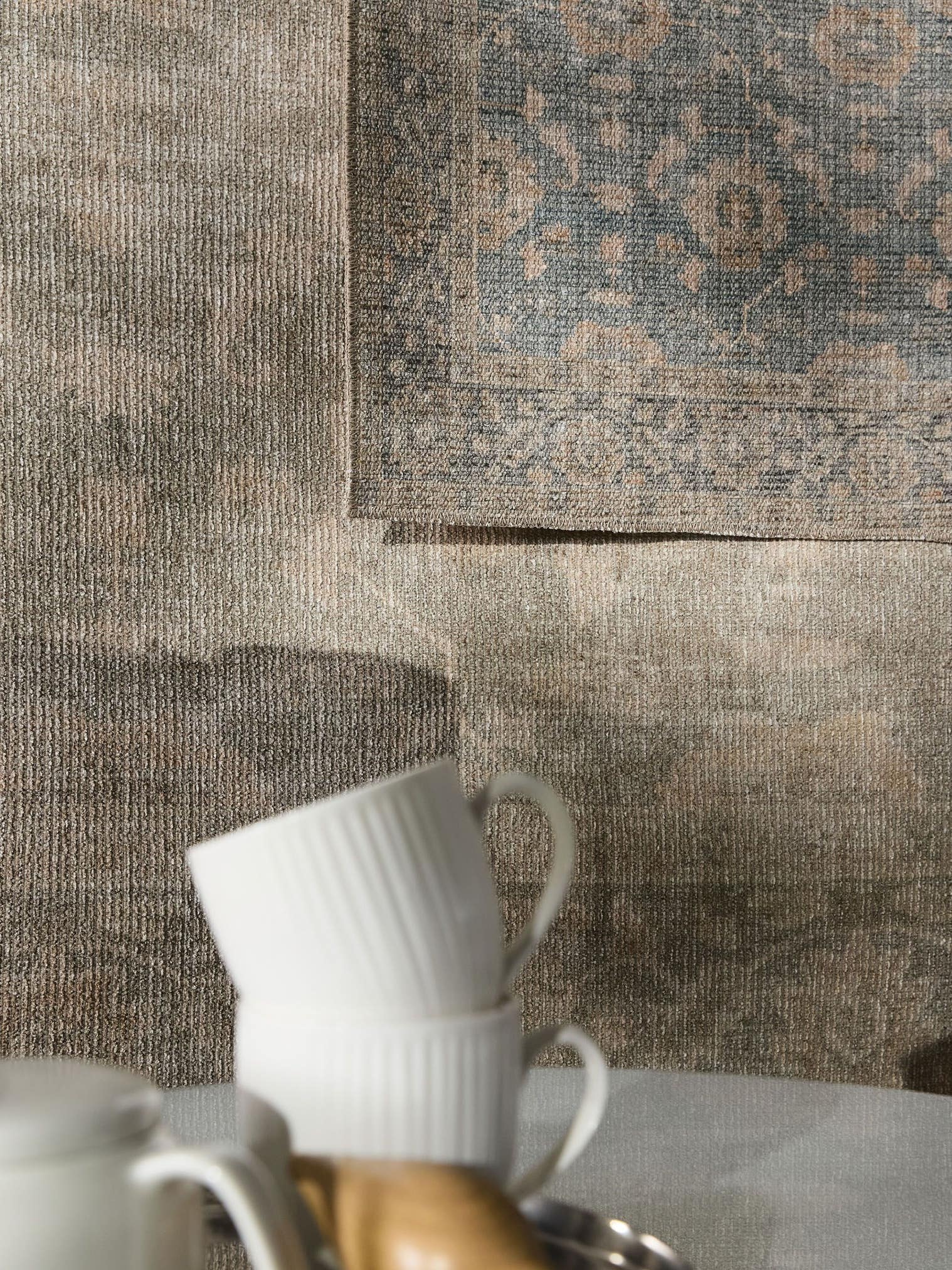 Matta av 50% Polyester, 50% Polycotton i Blå med 1- 5 mm hög lugg från benuta Nest