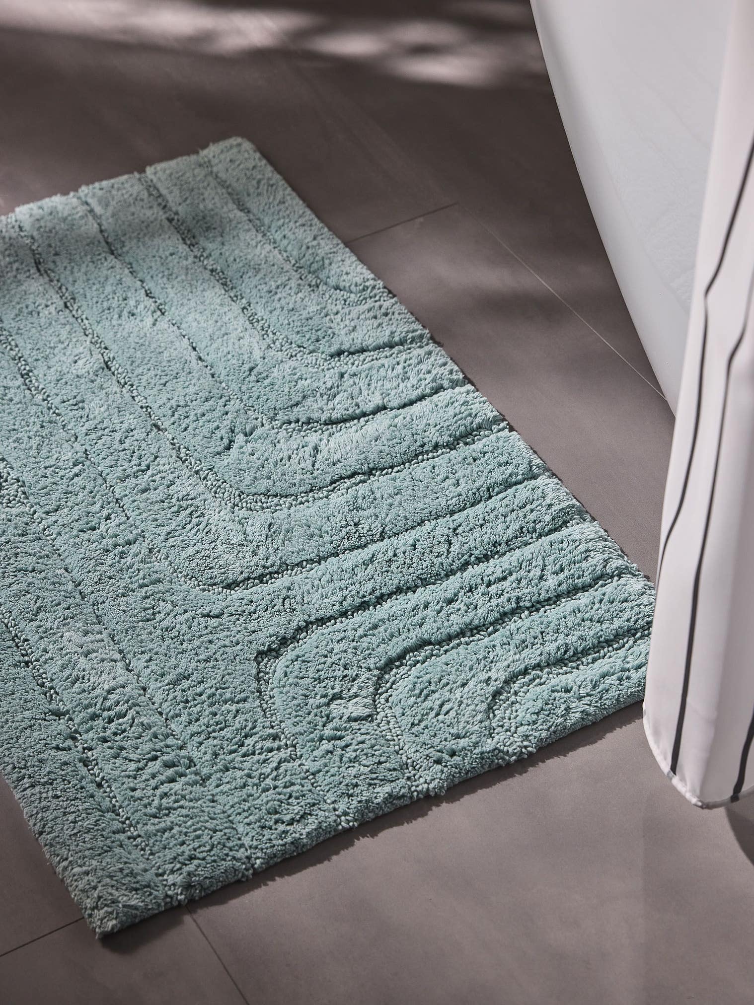 Teppich aus 100% Baumwolle in Blau mit 11 bis 20 mm hohem Flor von benuta Nest