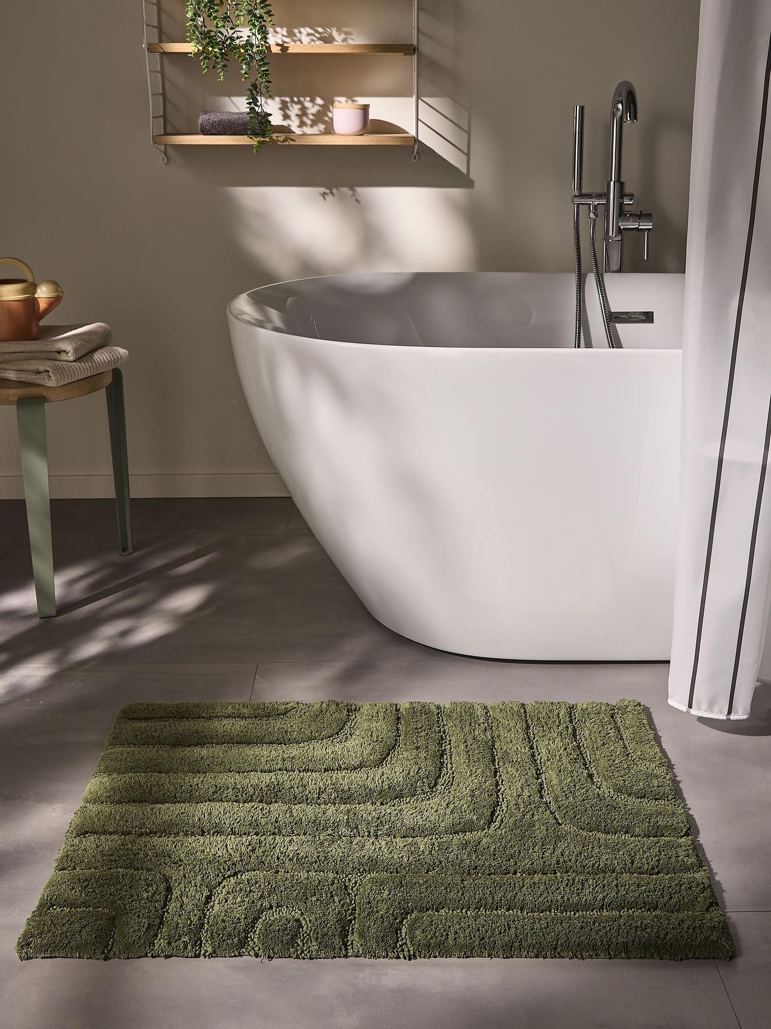 Teppich aus 100% Baumwolle in Grün mit 11 bis 20 mm hohem Flor von benuta Nest