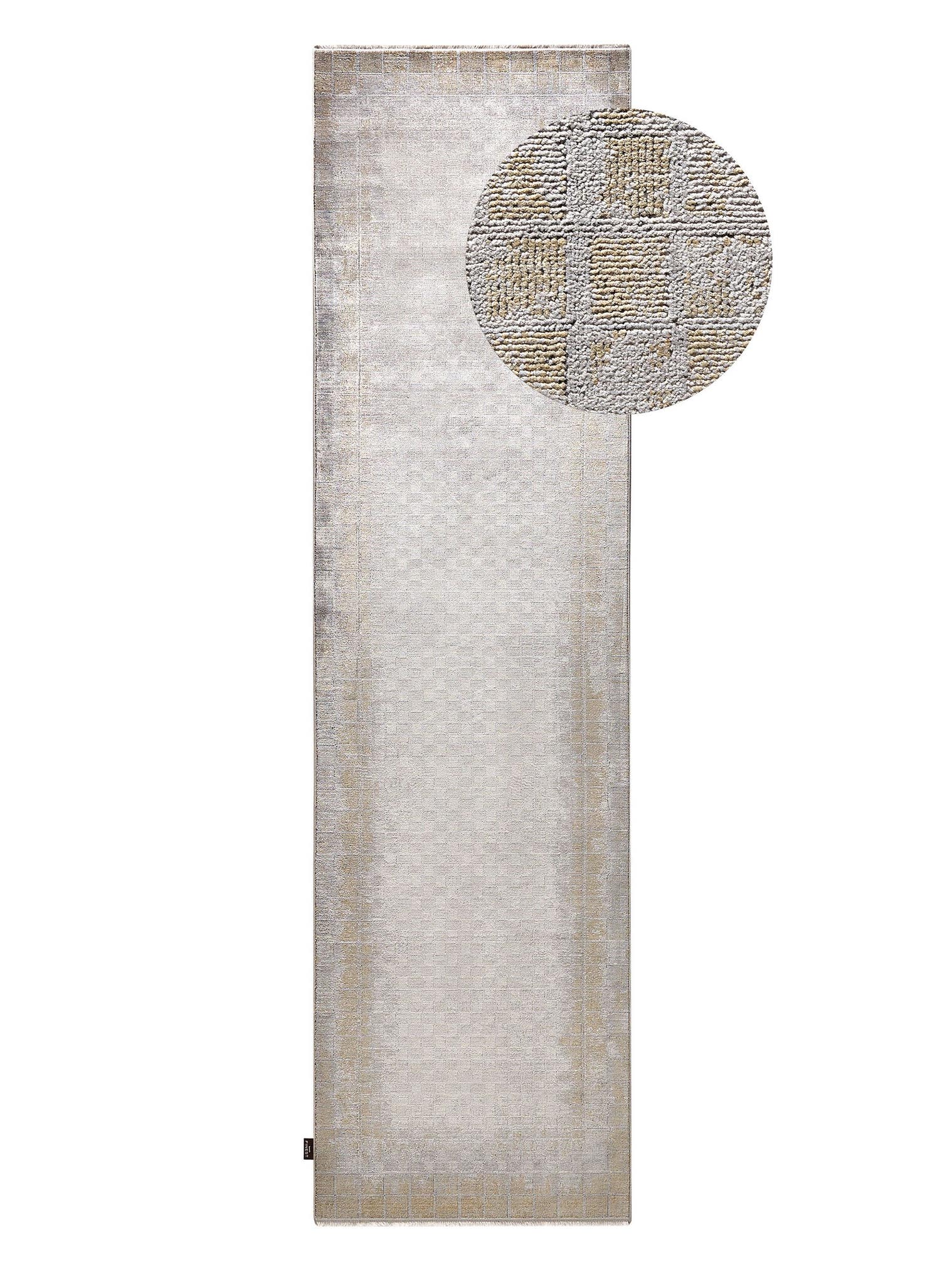 Rug made of 60% Viscose, 40% Polyacrylic (Chenille) in Grey with a 1- 5 mm high pile by benuta Finest