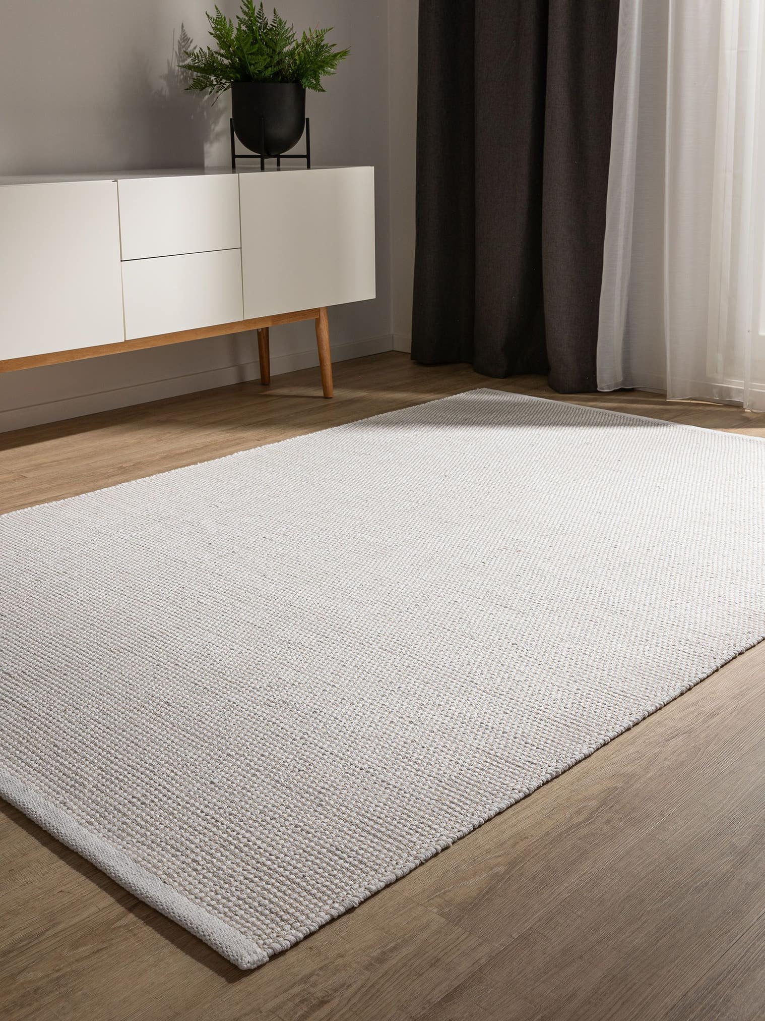 Teppich aus 100% Baumwolle in Beige mit bis 5 mm hohem Flor von benuta Basic