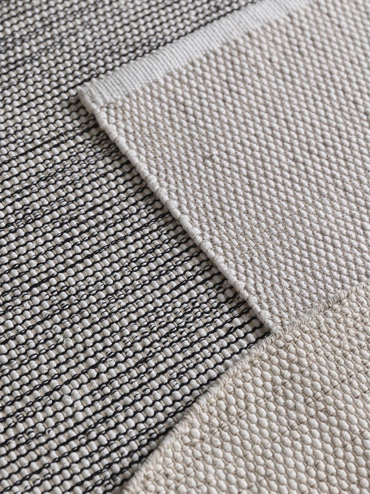 Teppich aus 100% Baumwolle in Beige mit bis 5 mm hohem Flor von benuta Basic