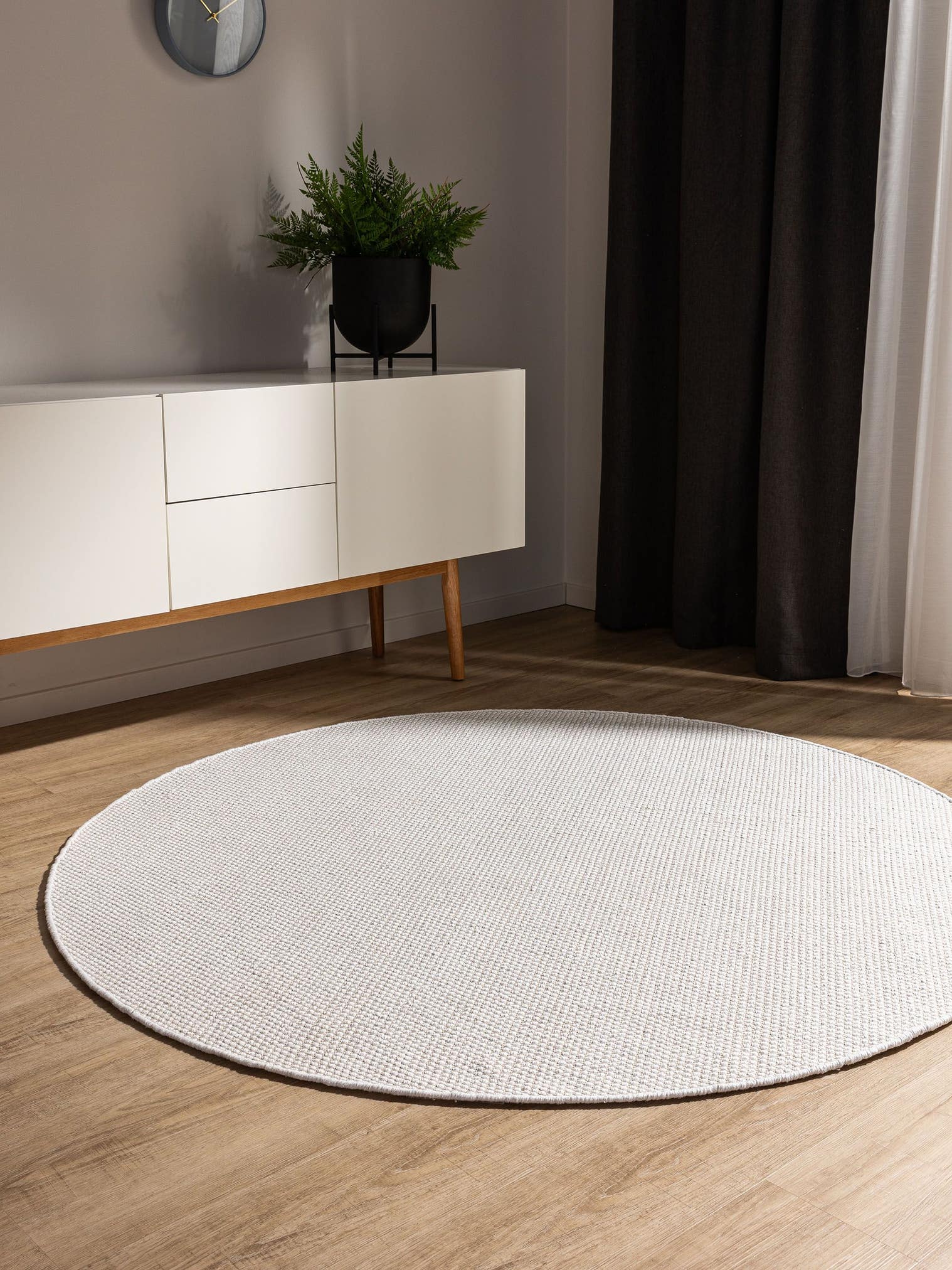 Teppich aus 100% Baumwolle in Beige mit bis 5 mm hohem Flor von benuta Basic