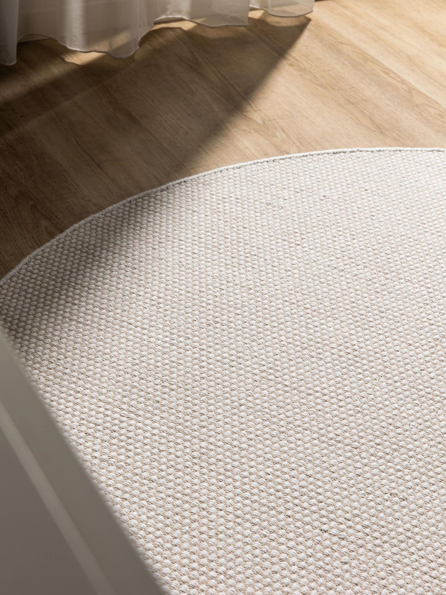 Teppich aus 100% Baumwolle in Beige mit bis 5 mm hohem Flor von benuta Basic