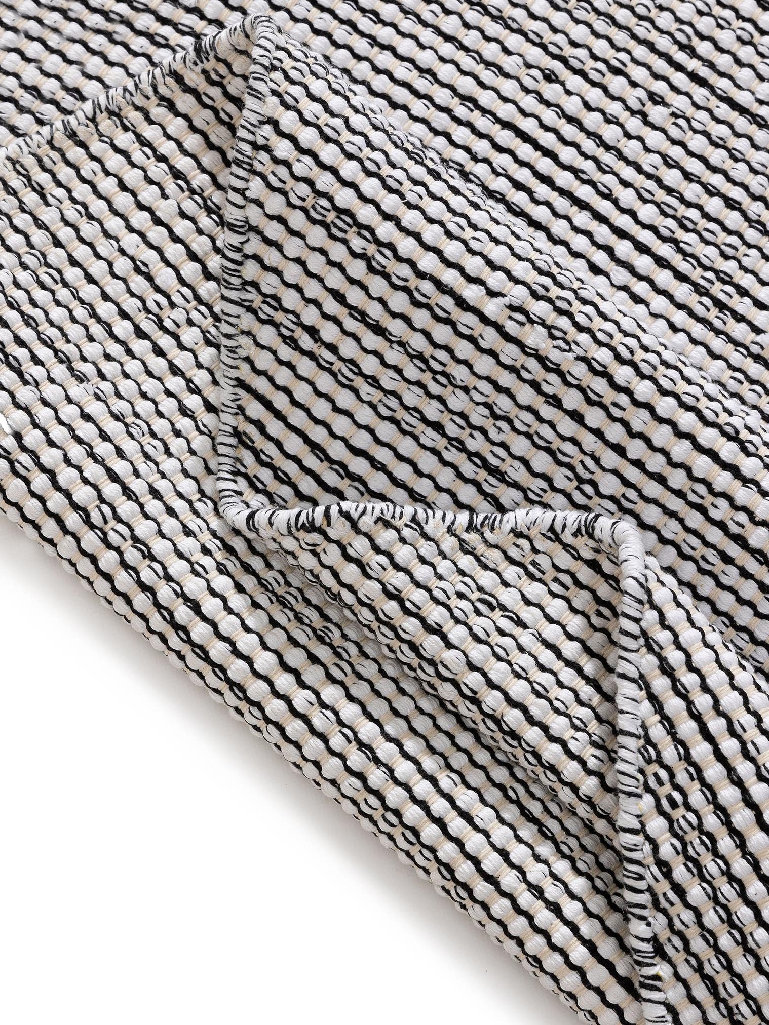 Teppich aus 100% Baumwolle in Beige mit bis 5 mm hohem Flor von benuta Basic