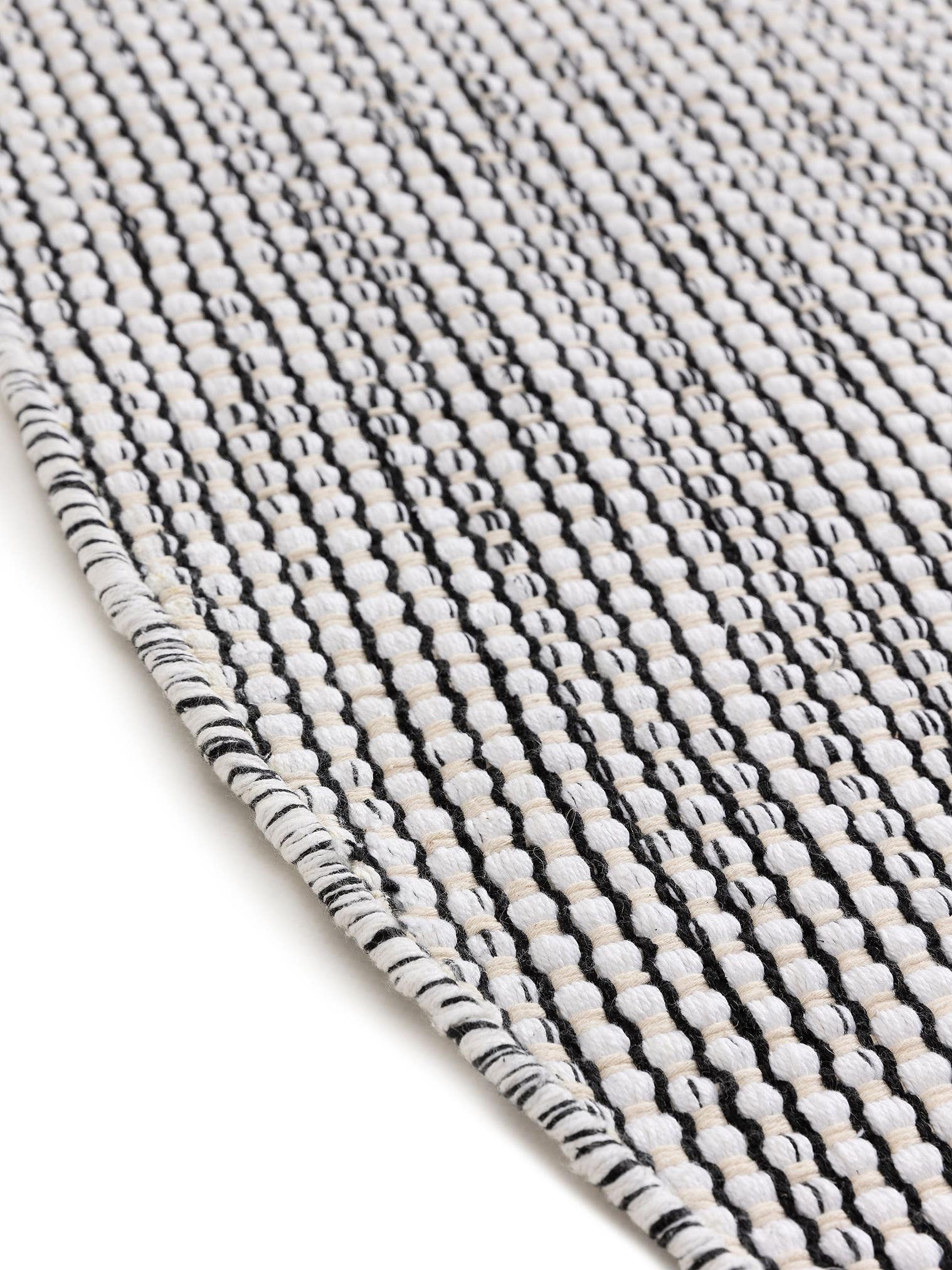 Teppich aus 100% Baumwolle in Beige mit bis 5 mm hohem Flor von benuta Basic